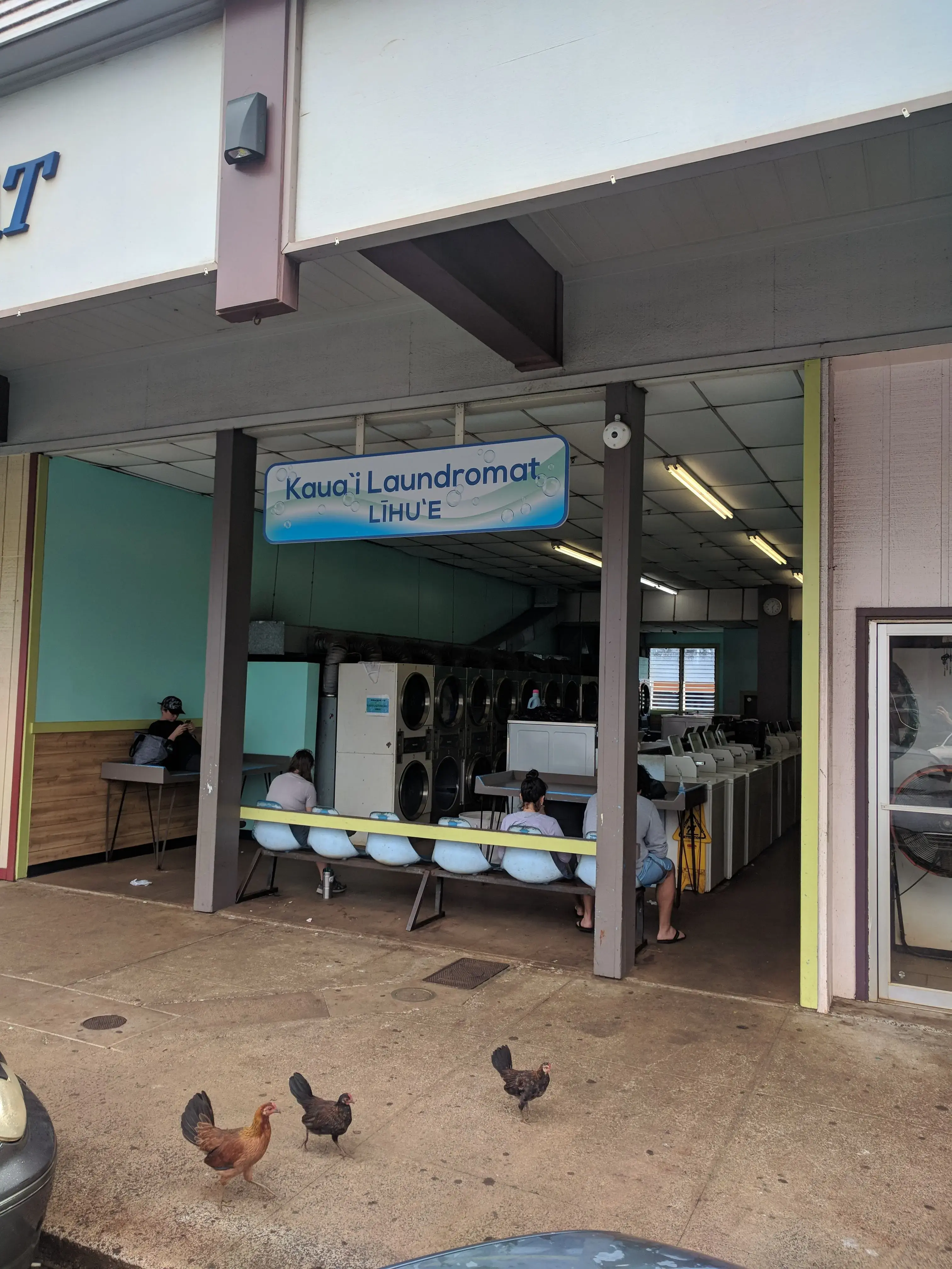Lihue Laundromat thumbnail 16