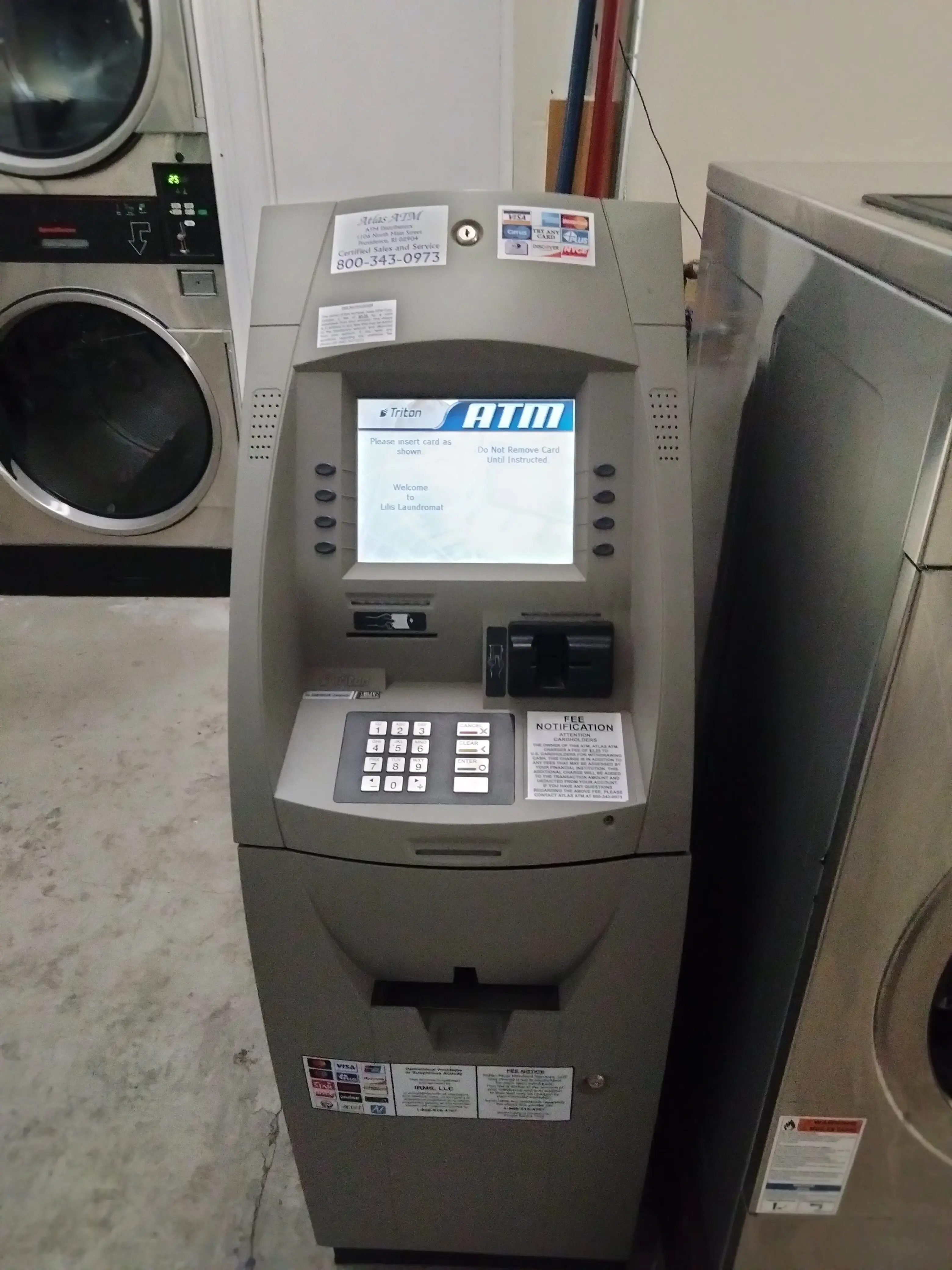 Lili's Laundromat thumbnail 13