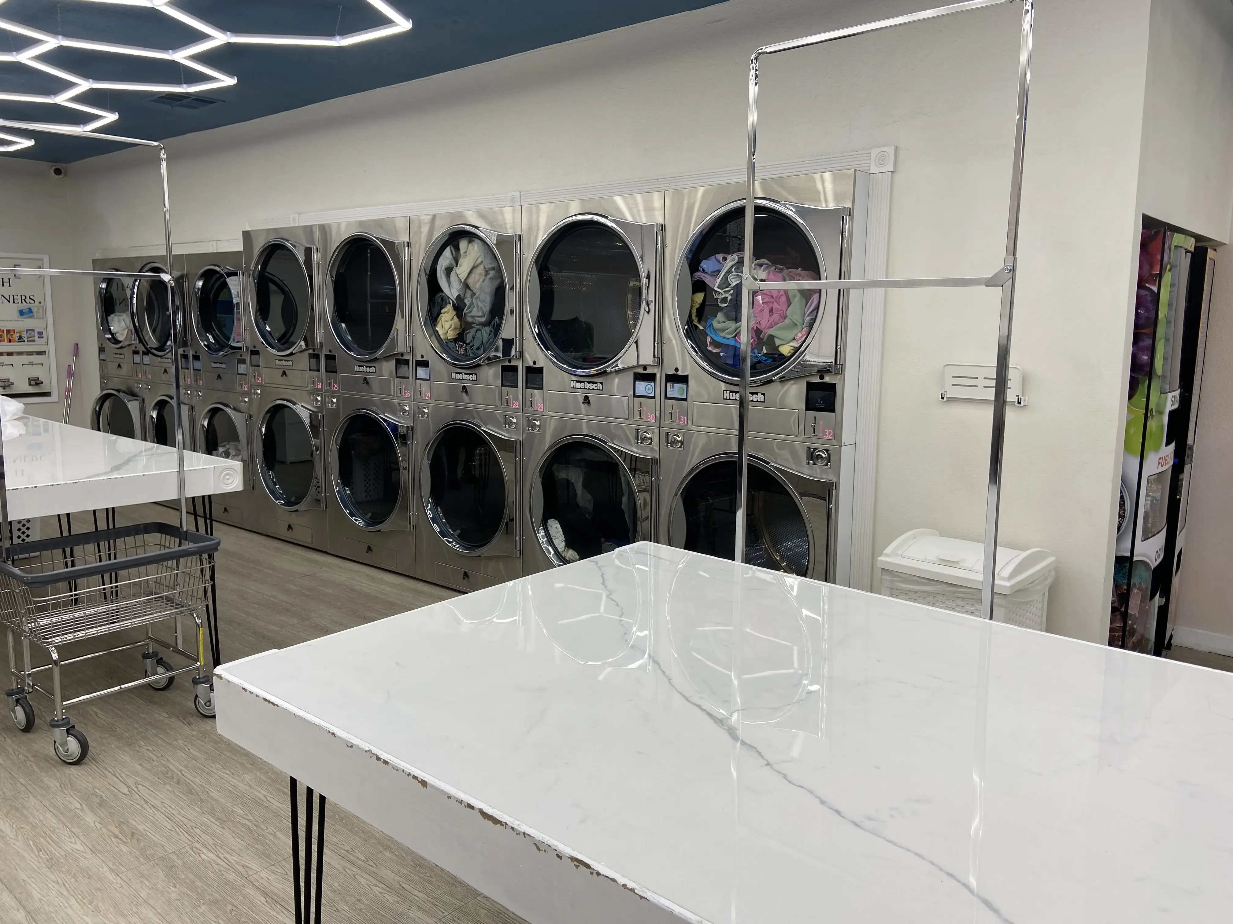 Lily's Laundry in Las Vegas - Image 16