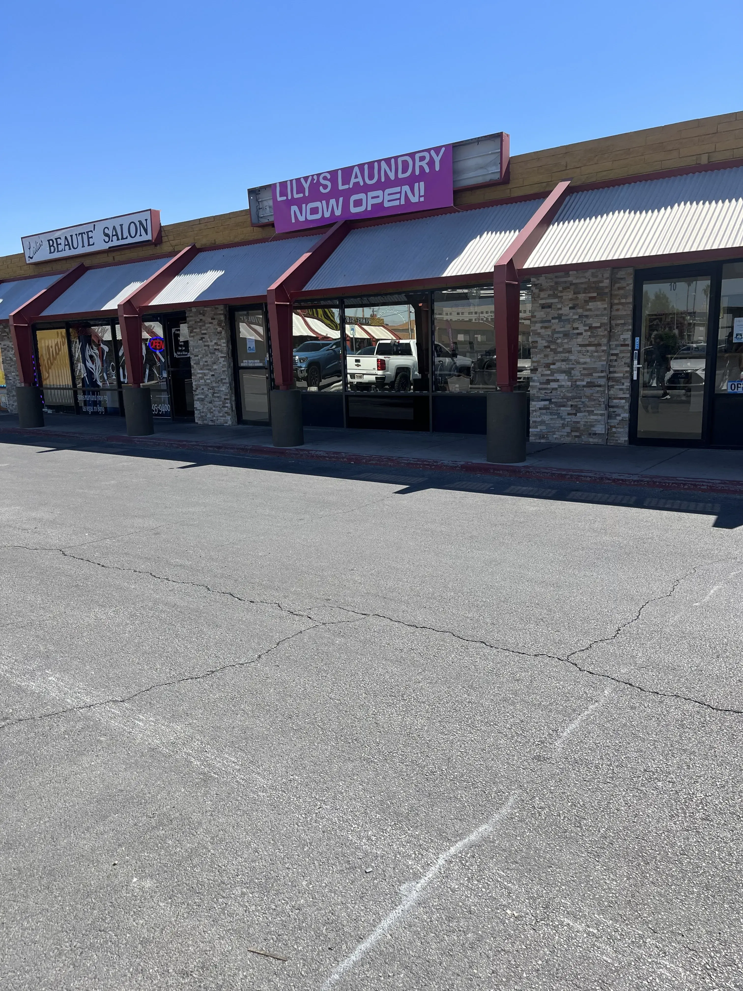 Lily's Laundry in Las Vegas - Image 6