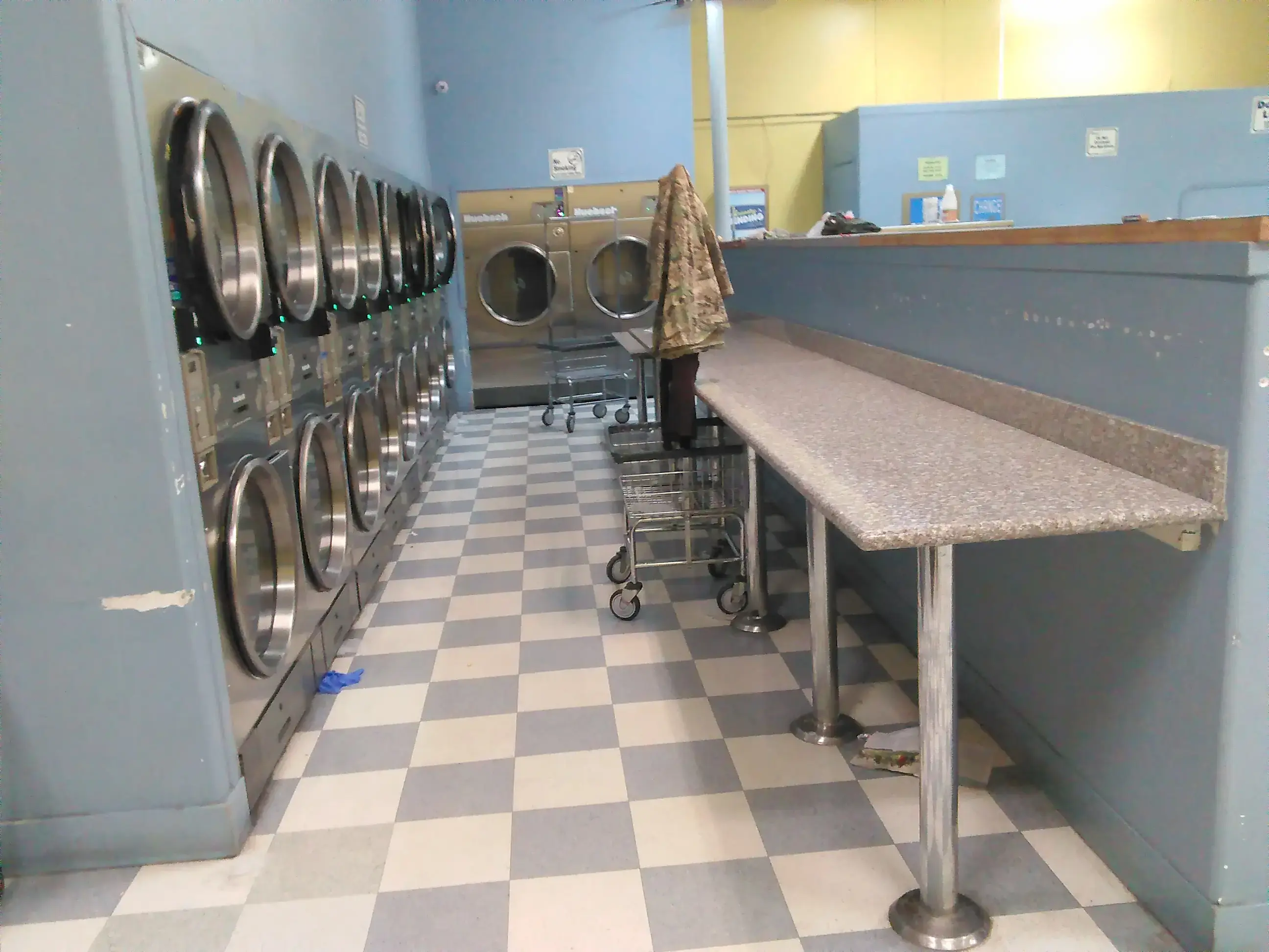 Limpio Coin Laundry thumbnail 15