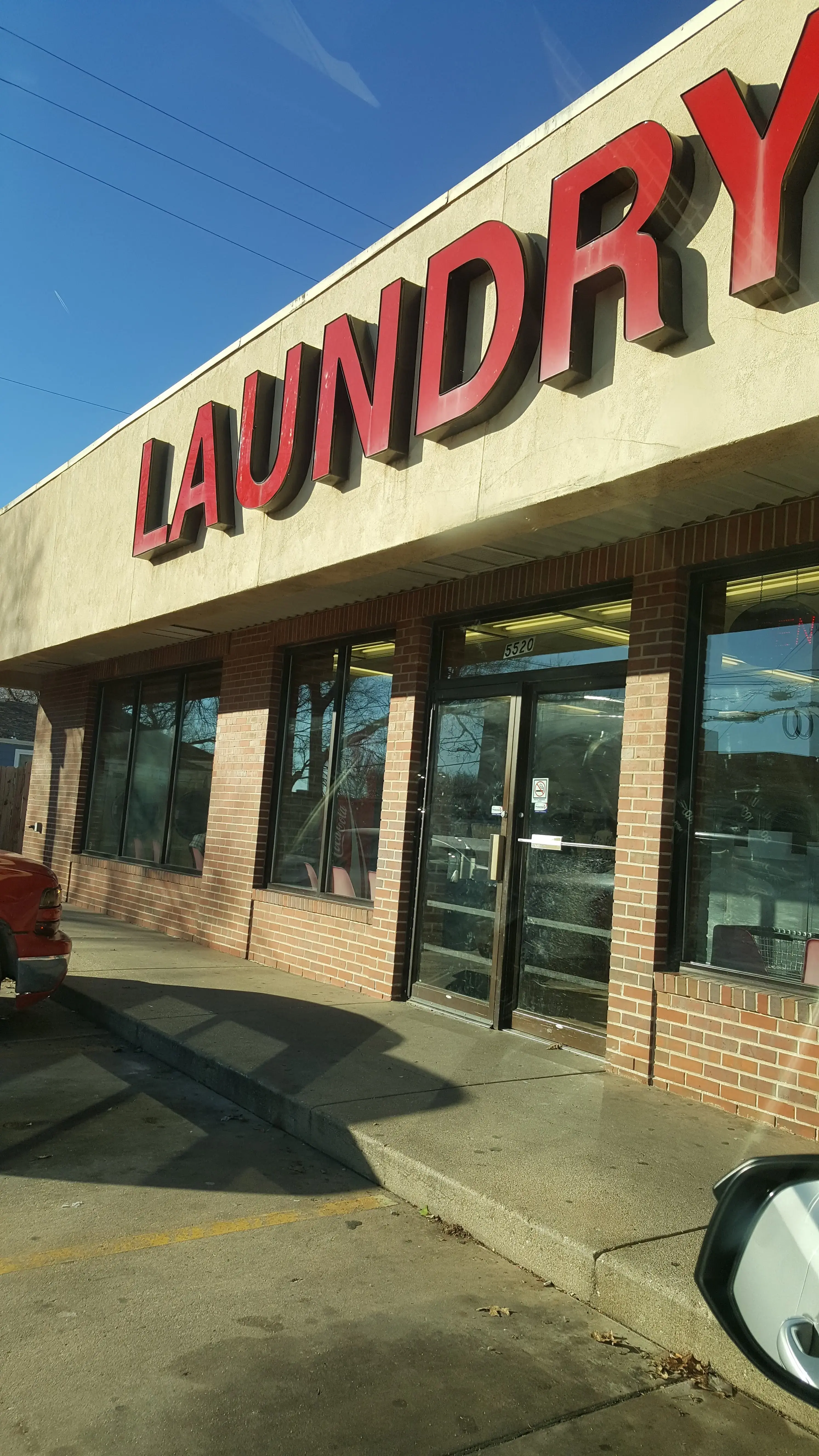 Lincoln East Laundry - Image 18