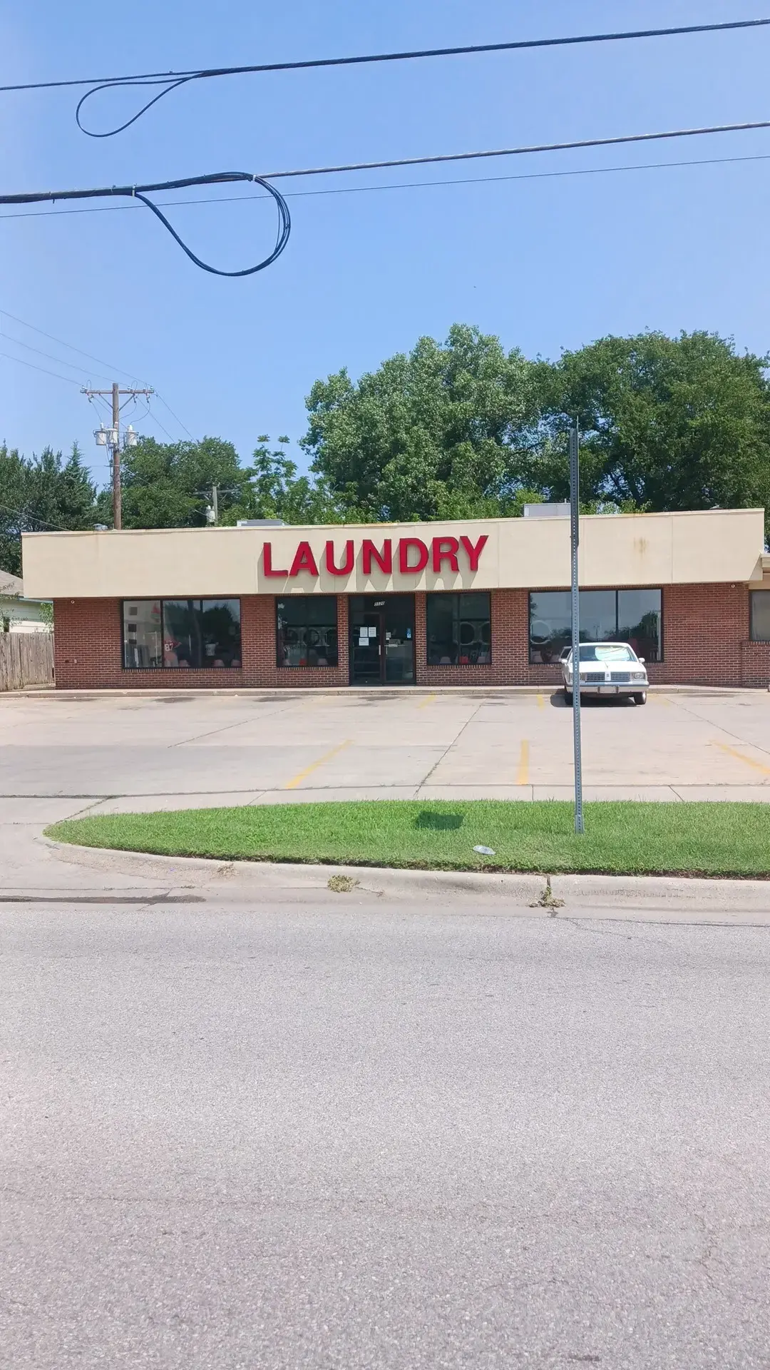 Lincoln East Laundry - Image 19
