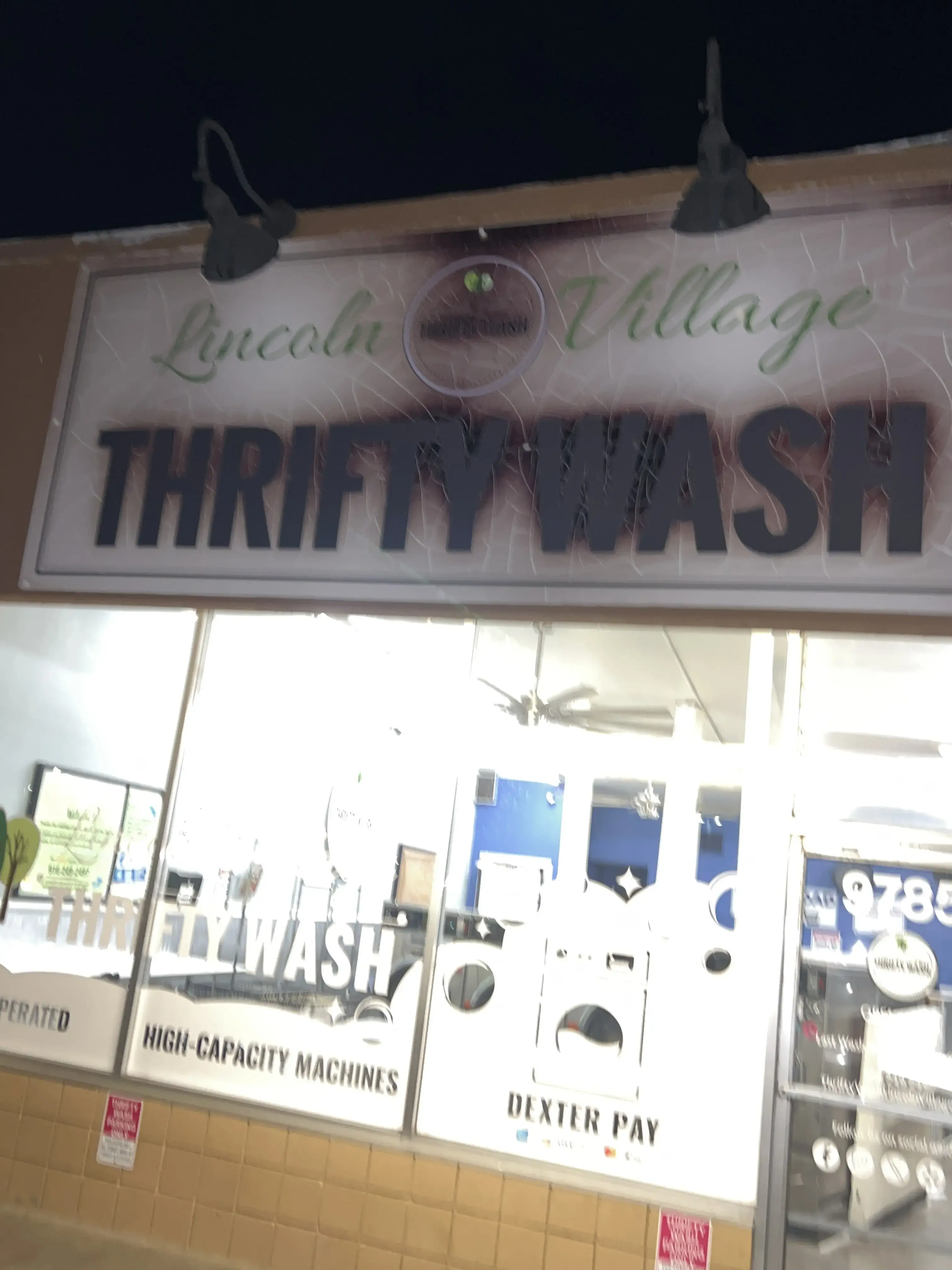 Lincoln Village Thrifty Wash thumbnail 9