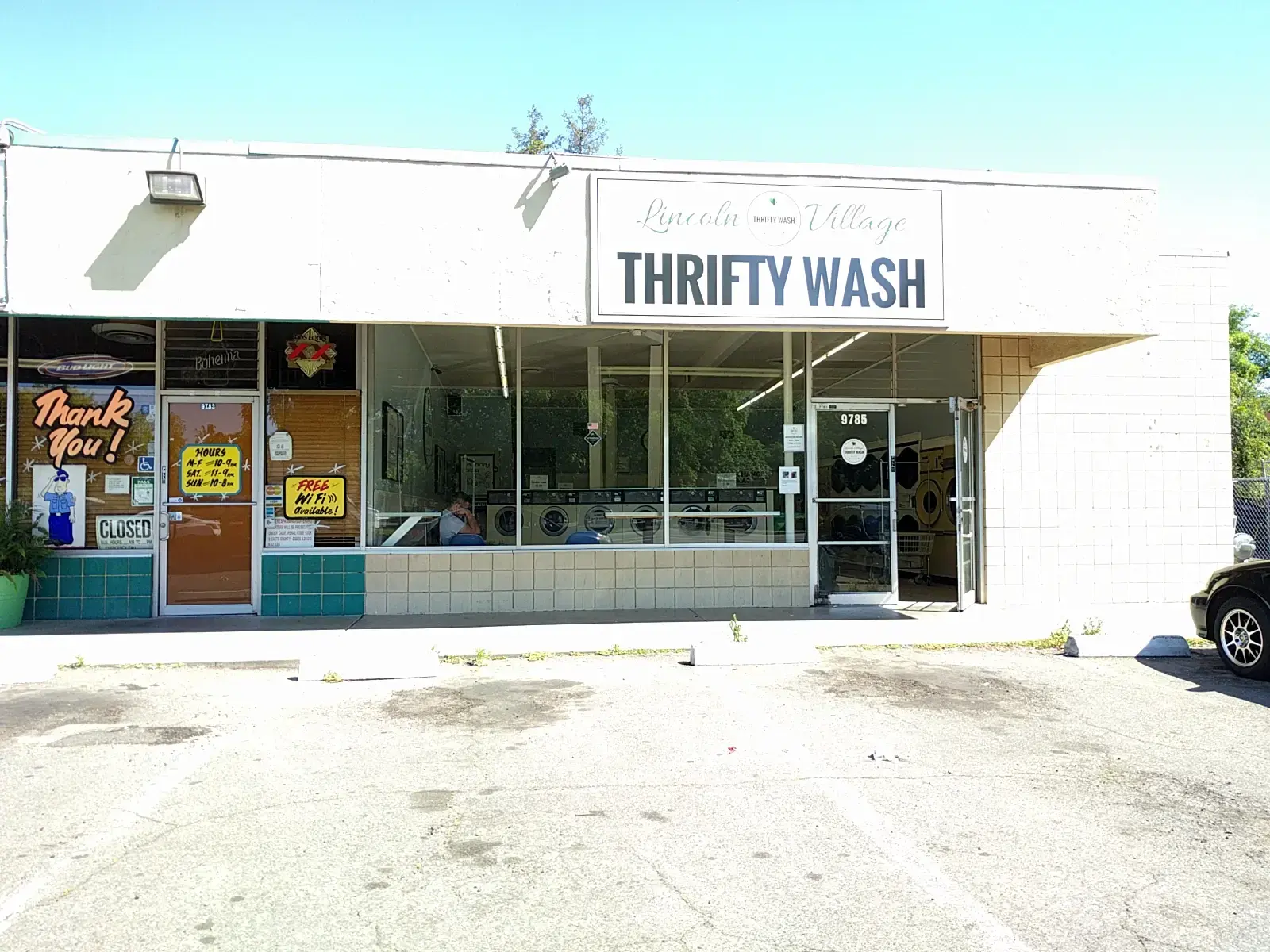 Lincoln Village Thrifty Wash thumbnail 16