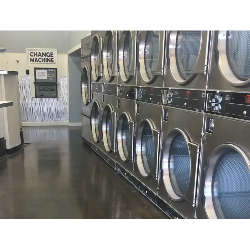 Lincoln Village Thrifty Wash - Image 20