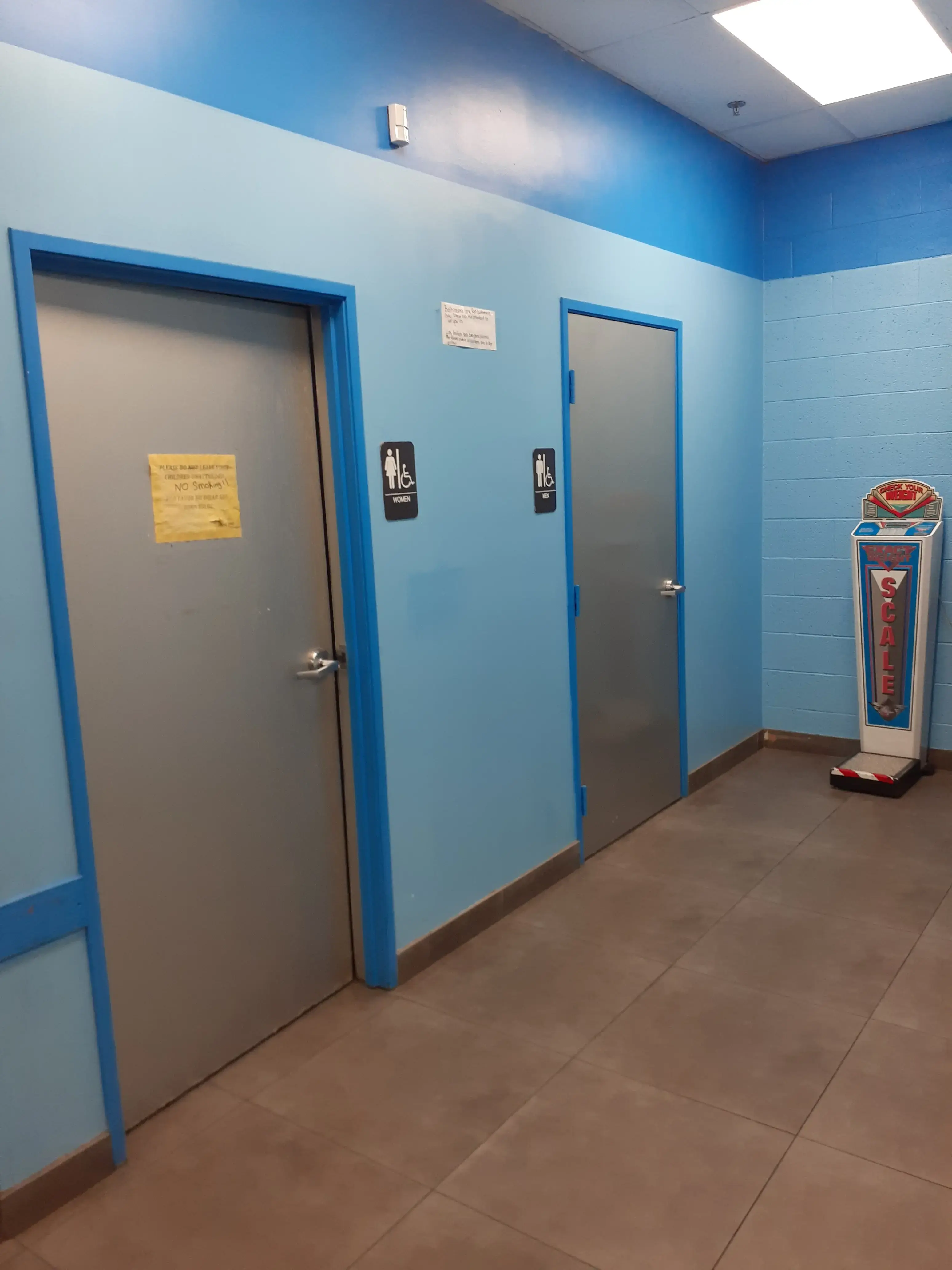 Linen Fresh Laundromat - 24 Hours - Image 13