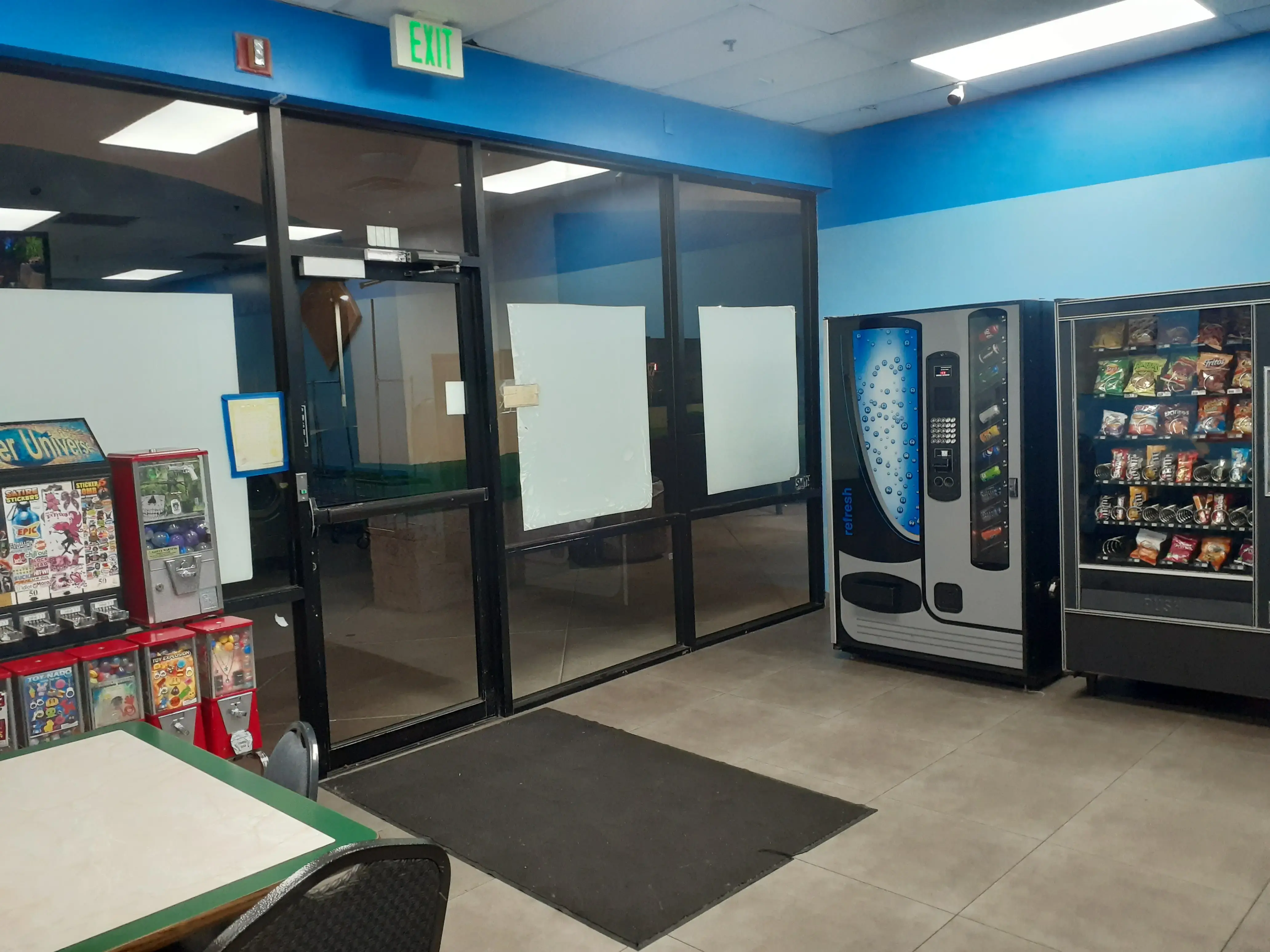 Linen Fresh Laundromat - 24 Hours - Image 7