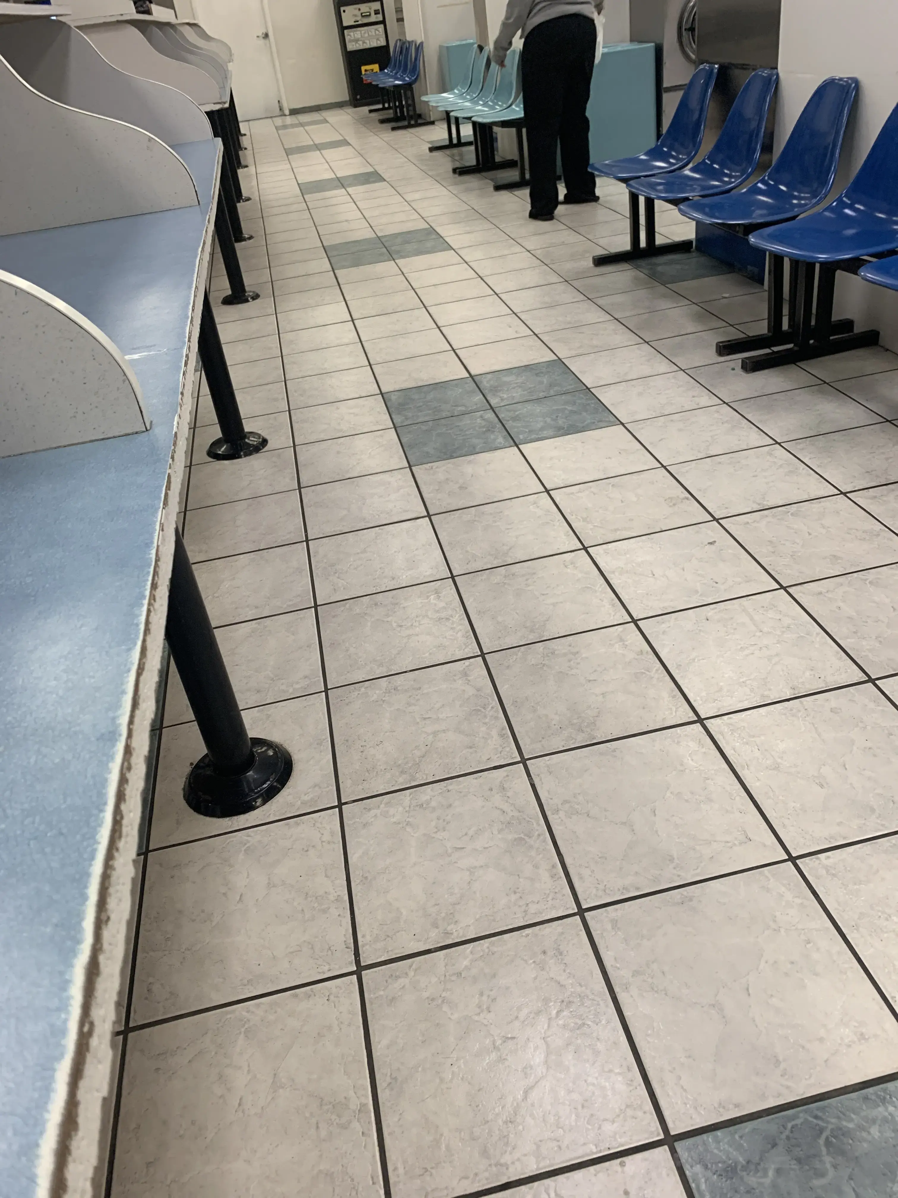 Linen Fresh Laundromat - Image 10
