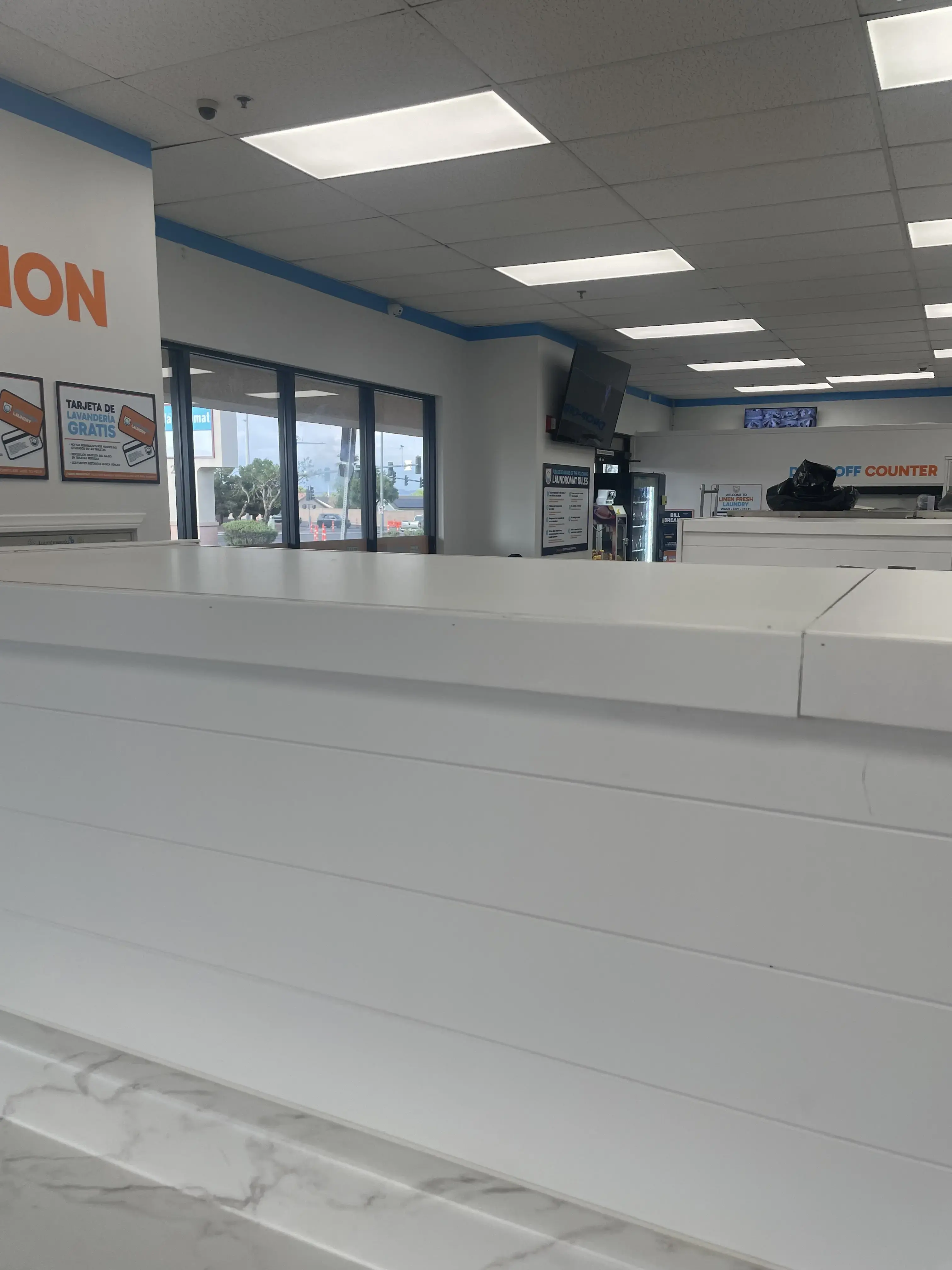 Linen Fresh Laundromat - Image 9