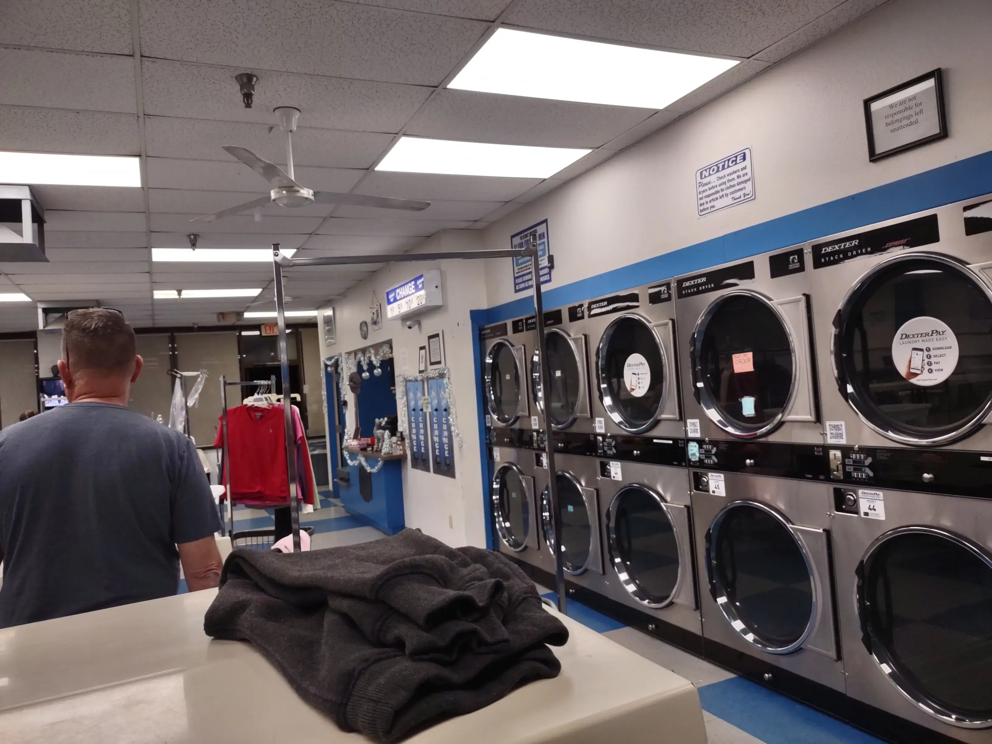 Linen Fresh Laundromat - Image 16