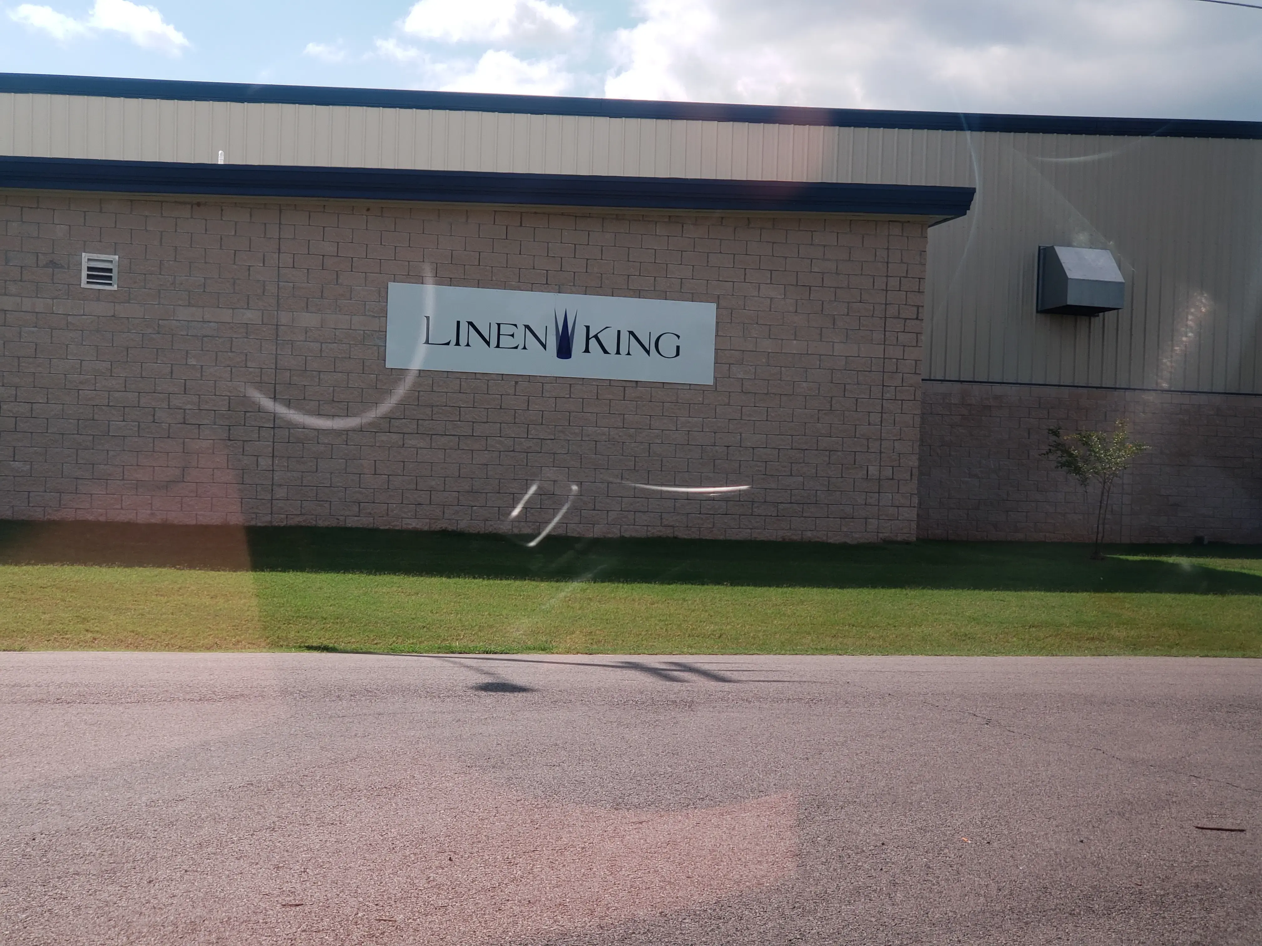 Linen King - Conway location