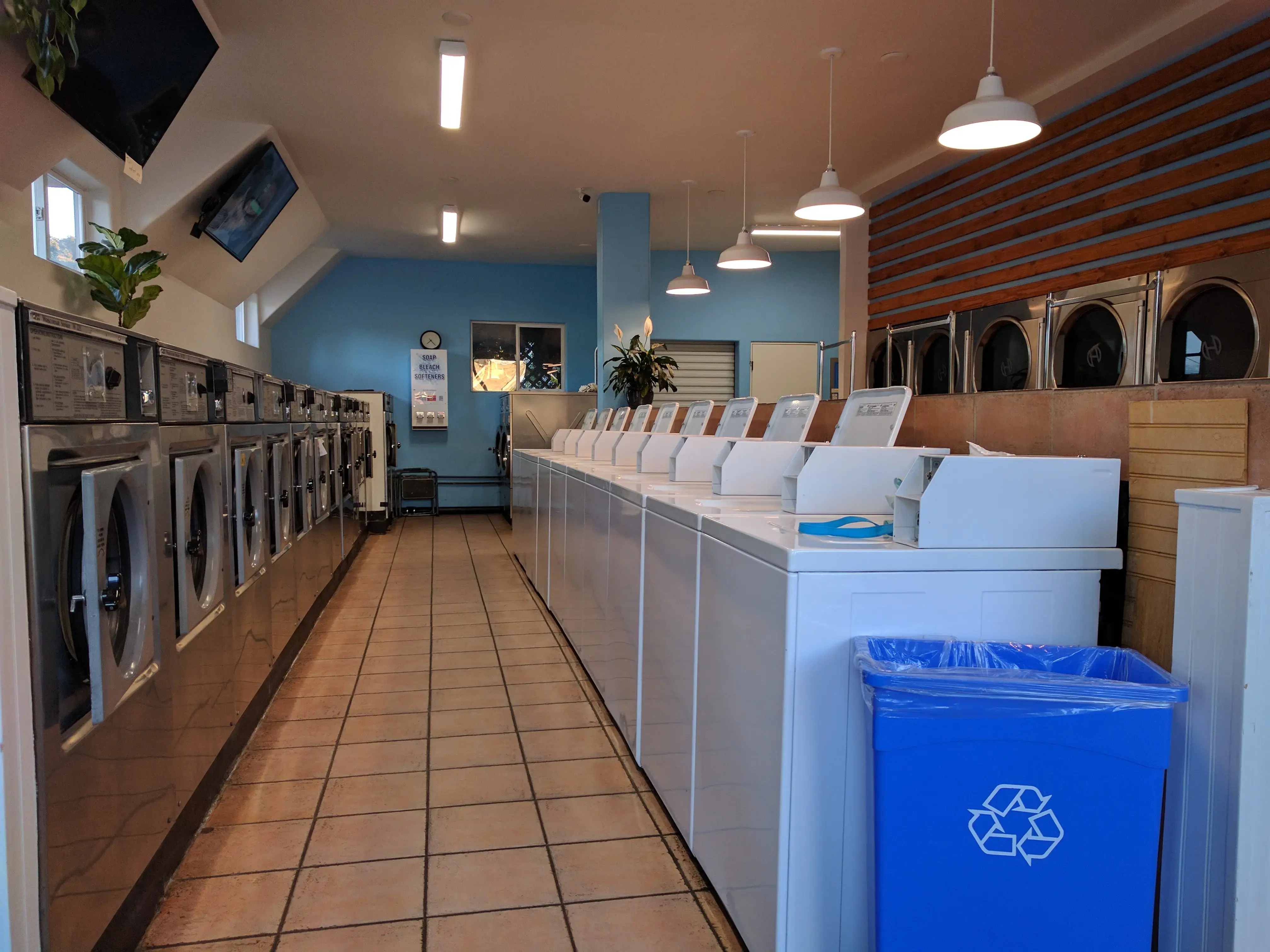 Linen Laundry - Image 2