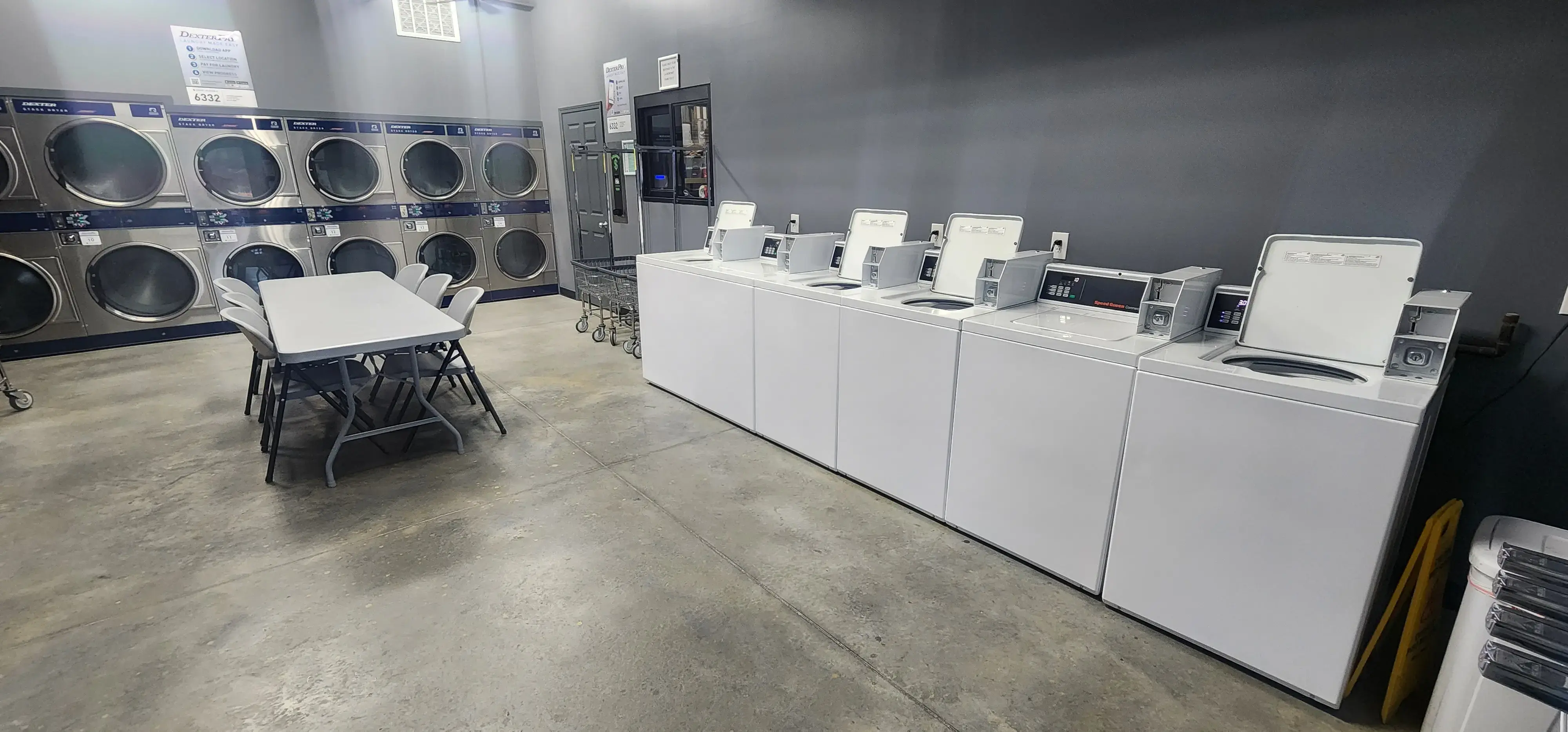 Little Dixie Laundromat - Image 4