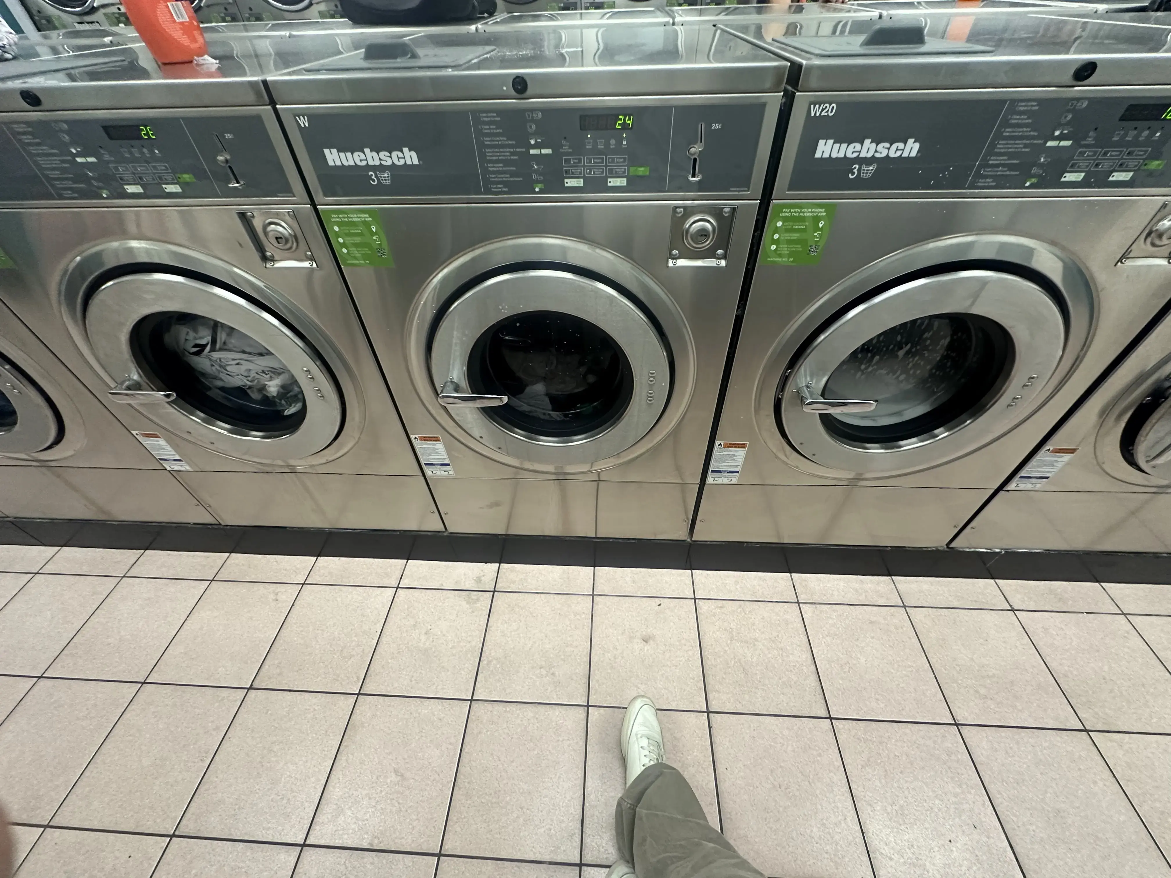 Little Havana Laundry - Image 4