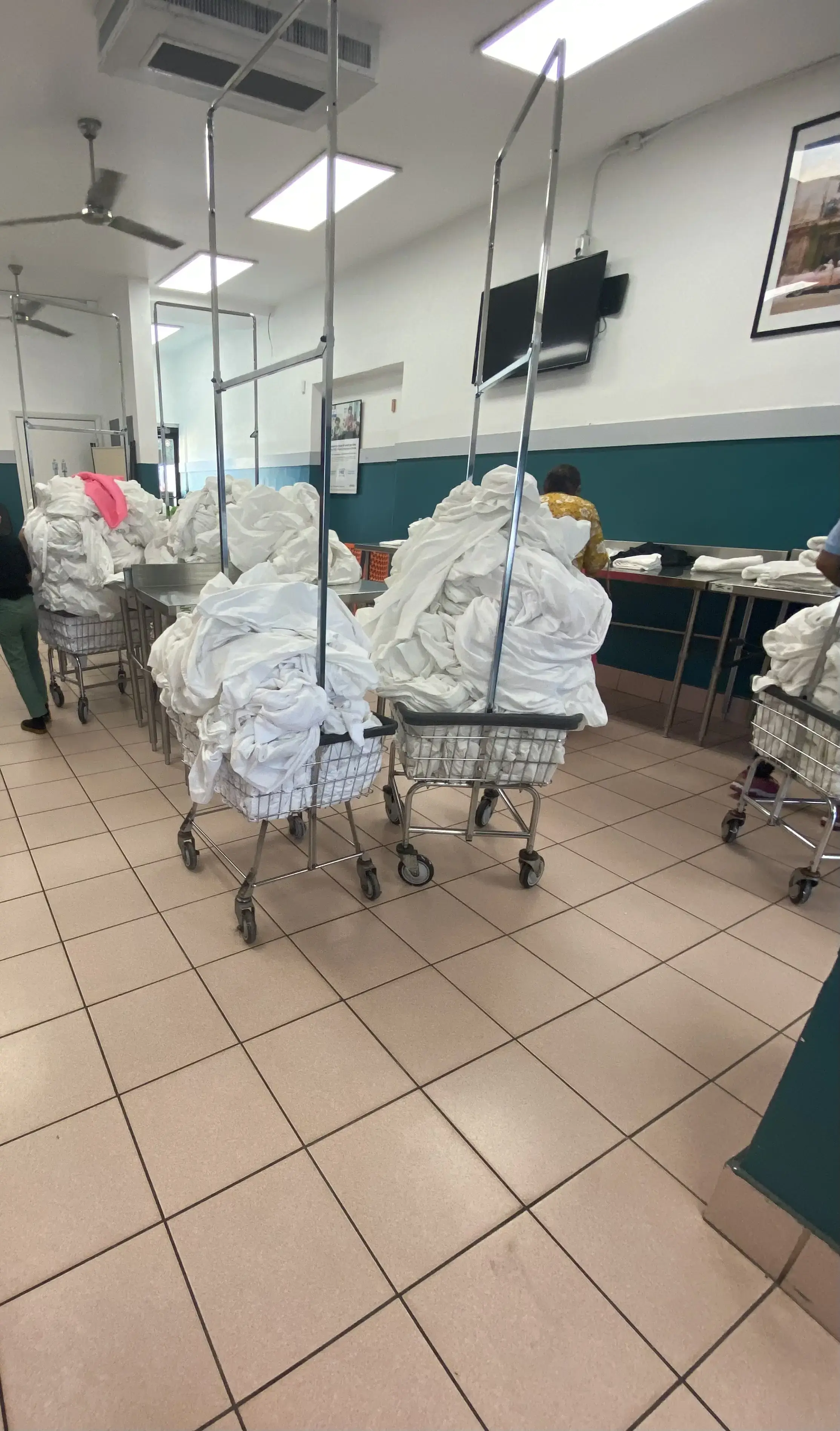 Little Havana Laundry thumbnail 18