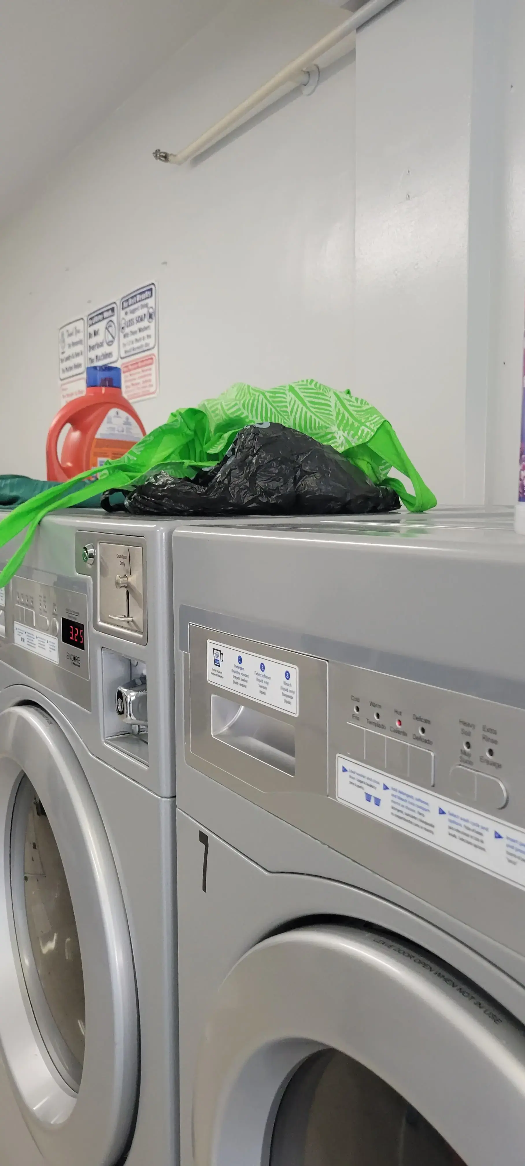 Little Village Laundry thumbnail 18