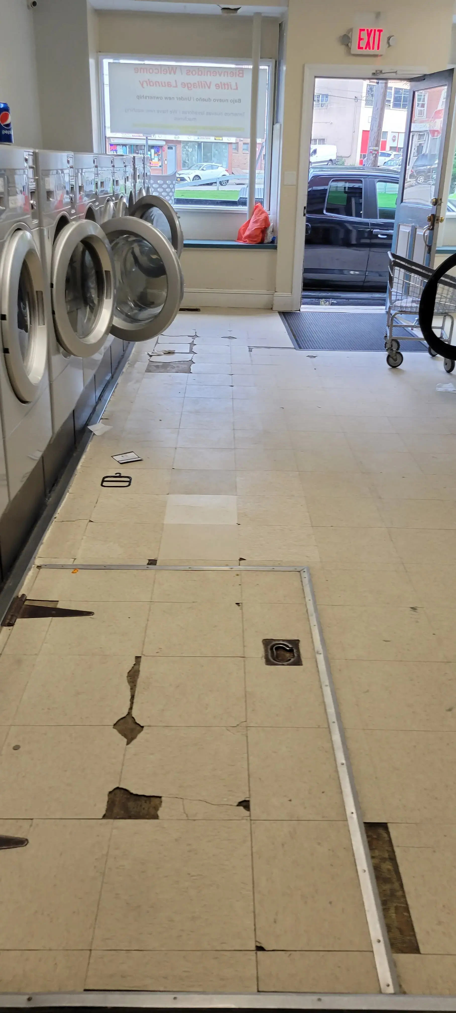 Little Village Laundry - Image 5