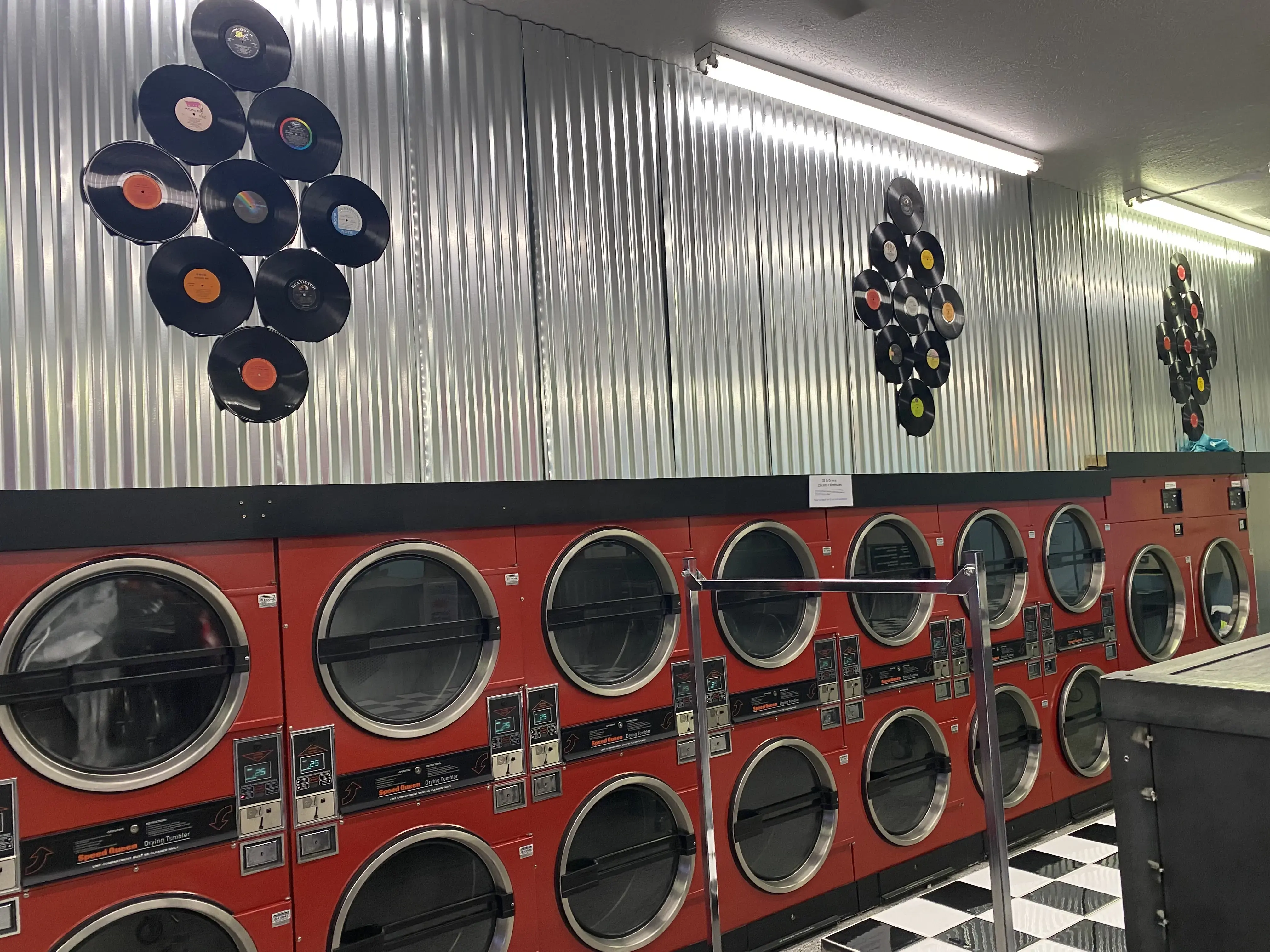 Loads of Fun Laundromat - Image 13