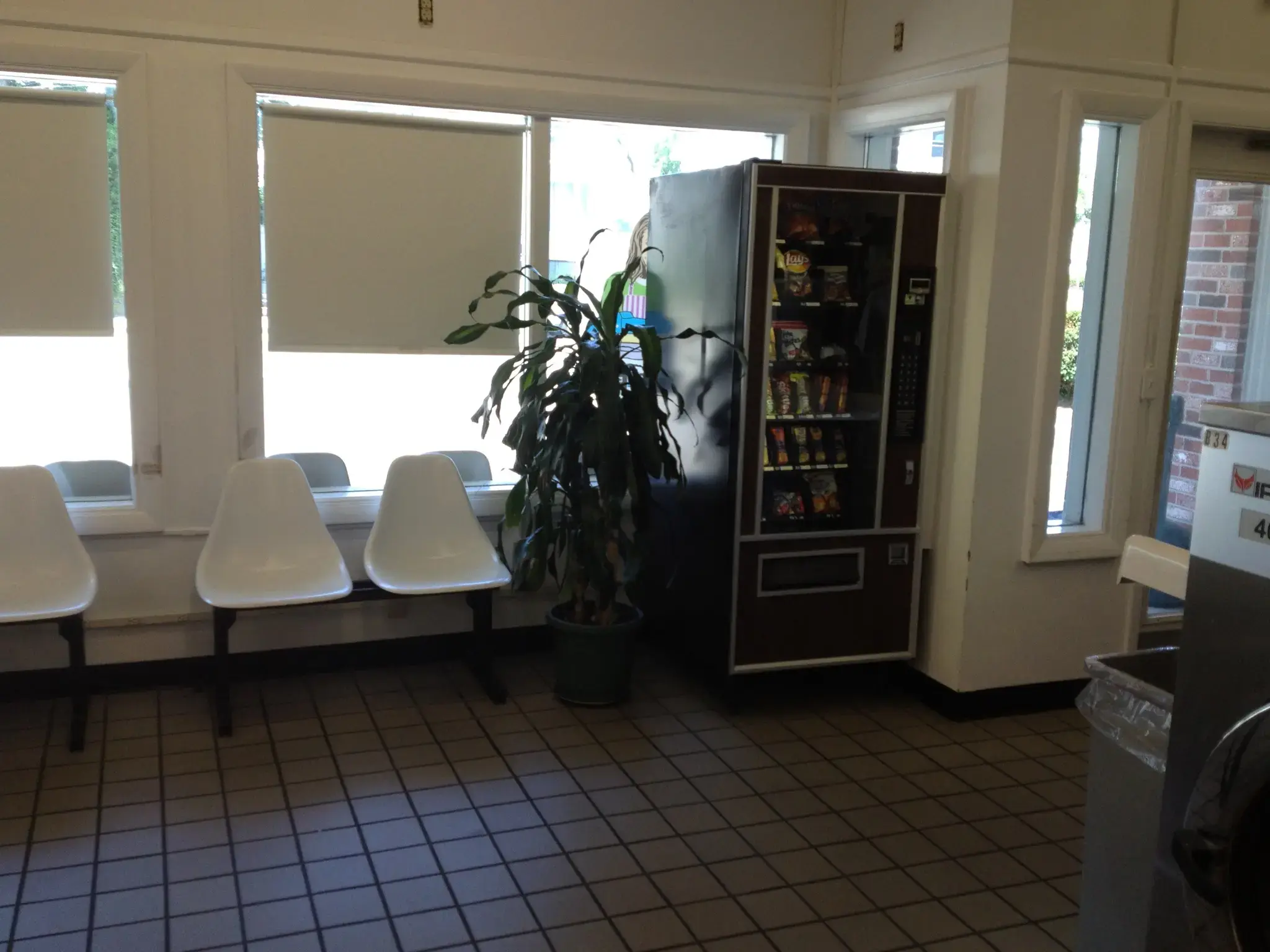 Loads of Fun Laundromat - Image 7