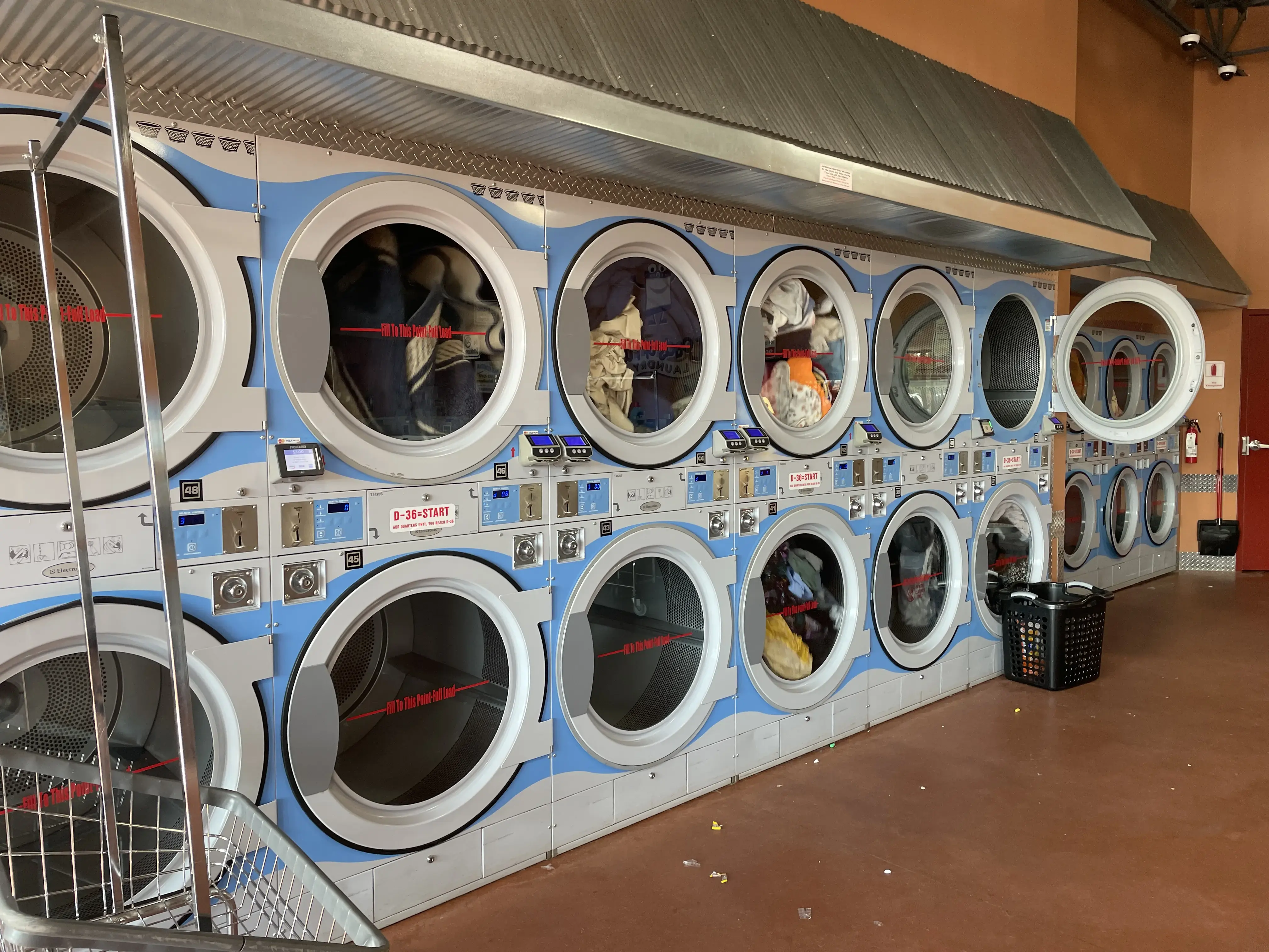 Loads of Fun Laundry thumbnail 10