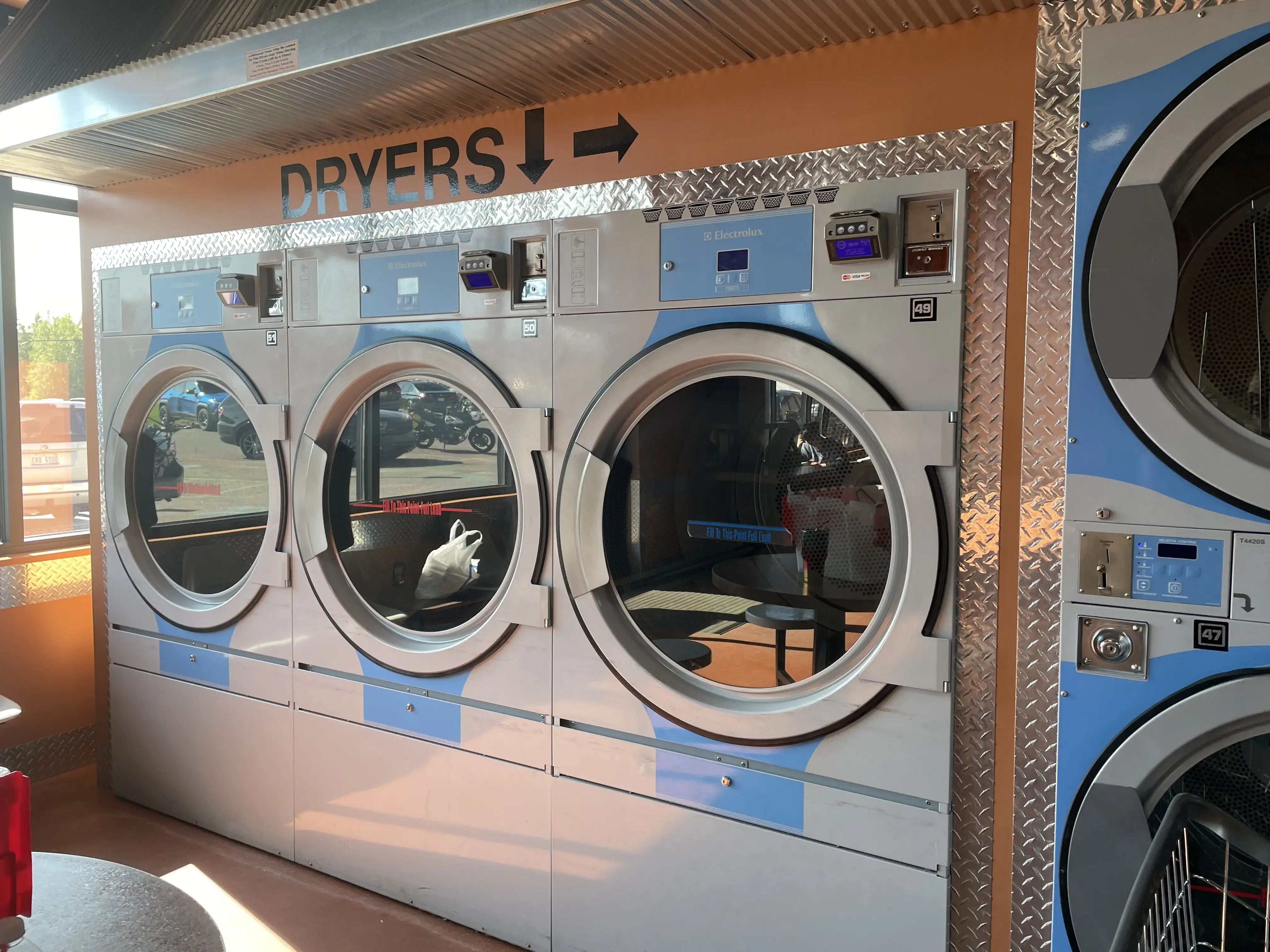 Loads of Fun Laundry thumbnail 13