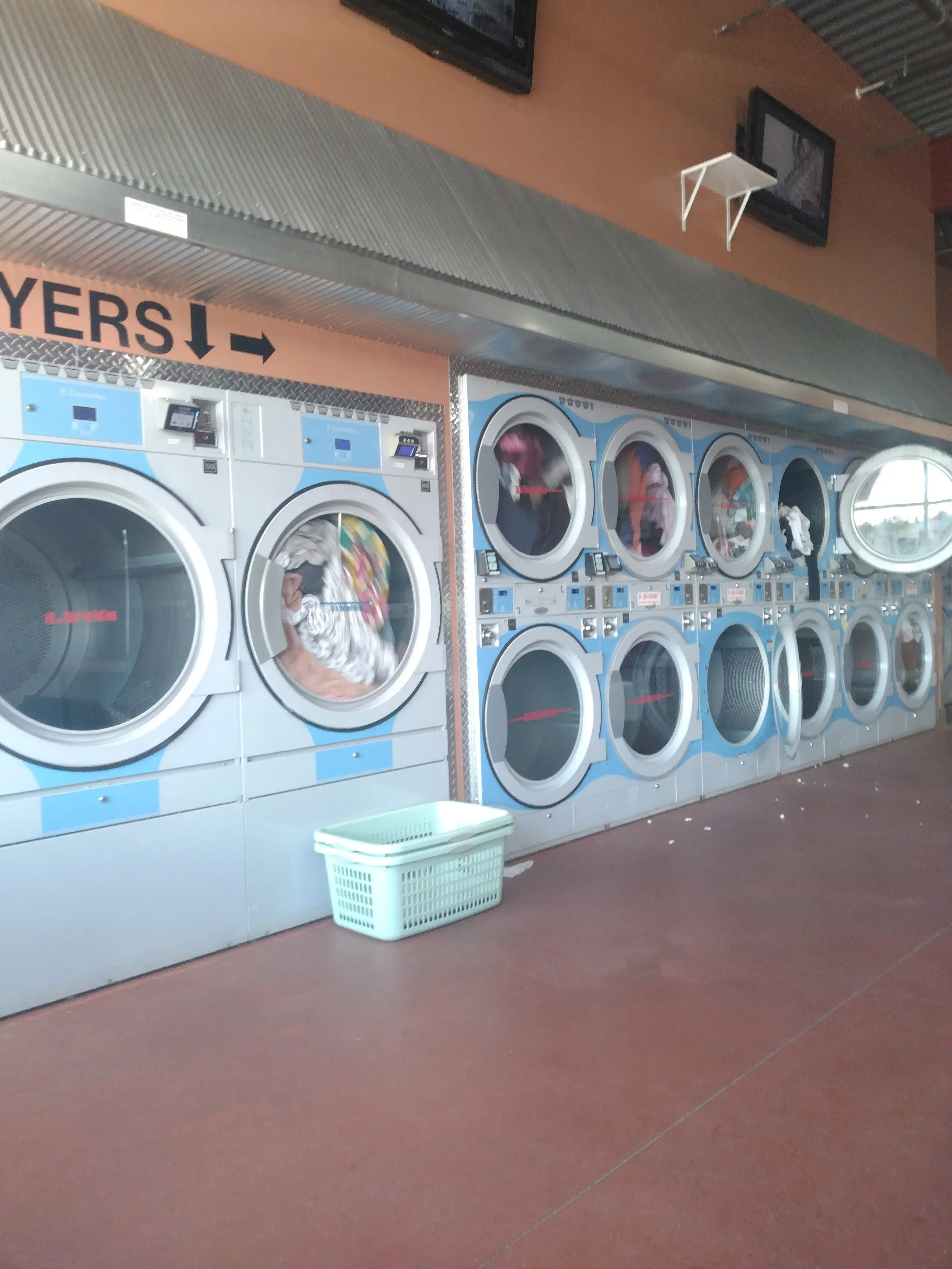 Loads of Fun Laundry thumbnail 14