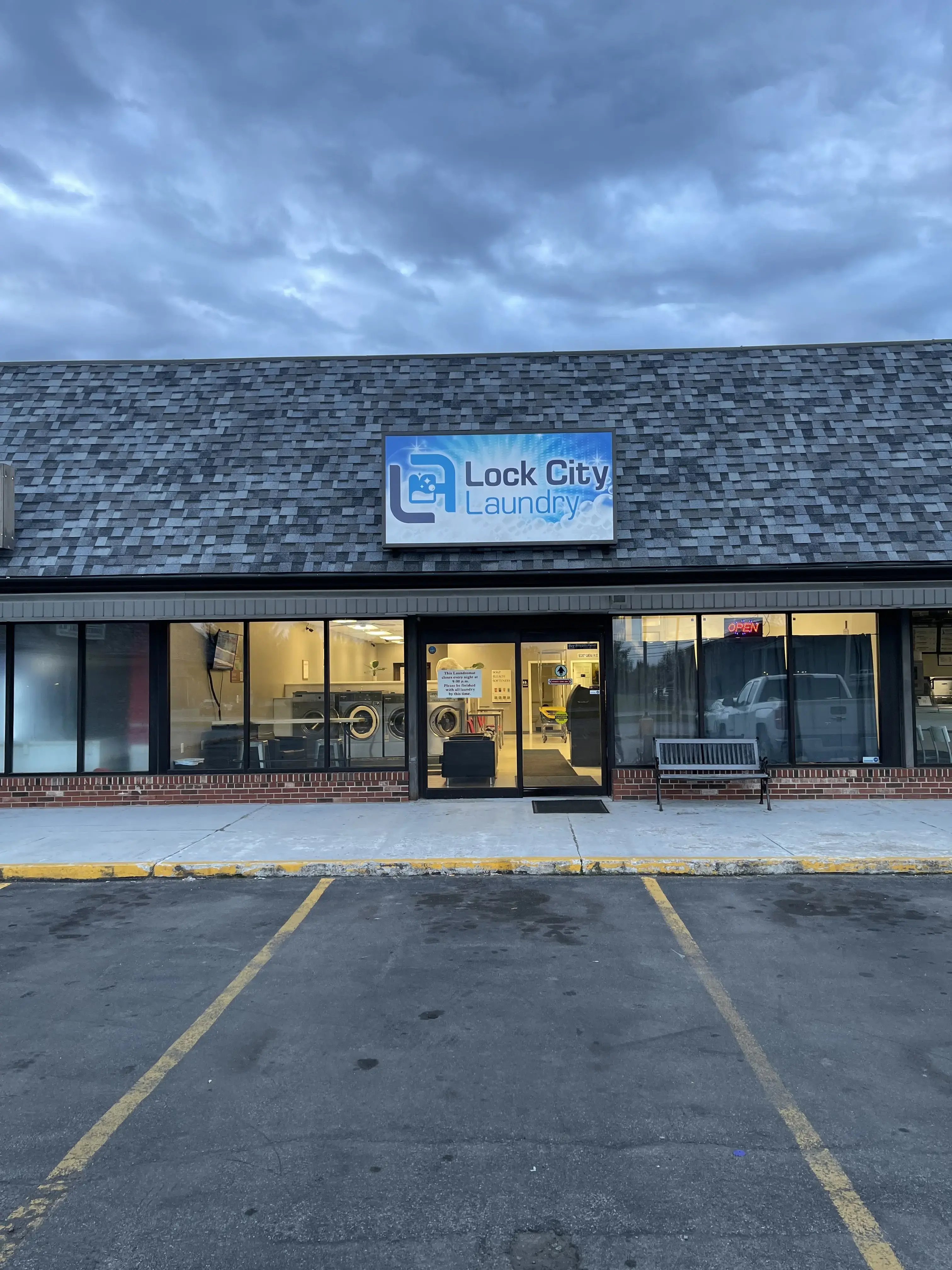 Lock City Laundry thumbnail 2