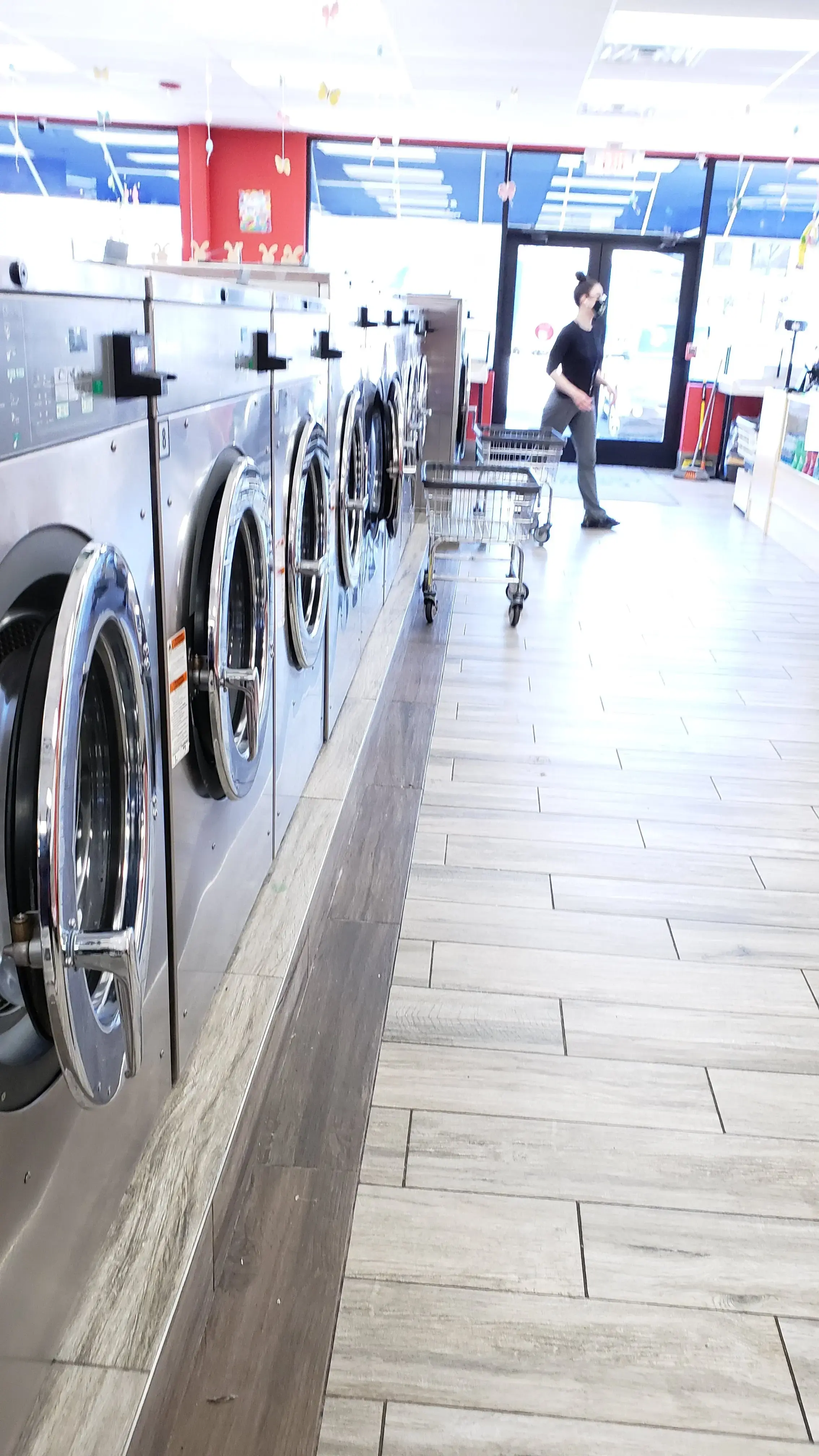 Lodi Family Laundry thumbnail 4