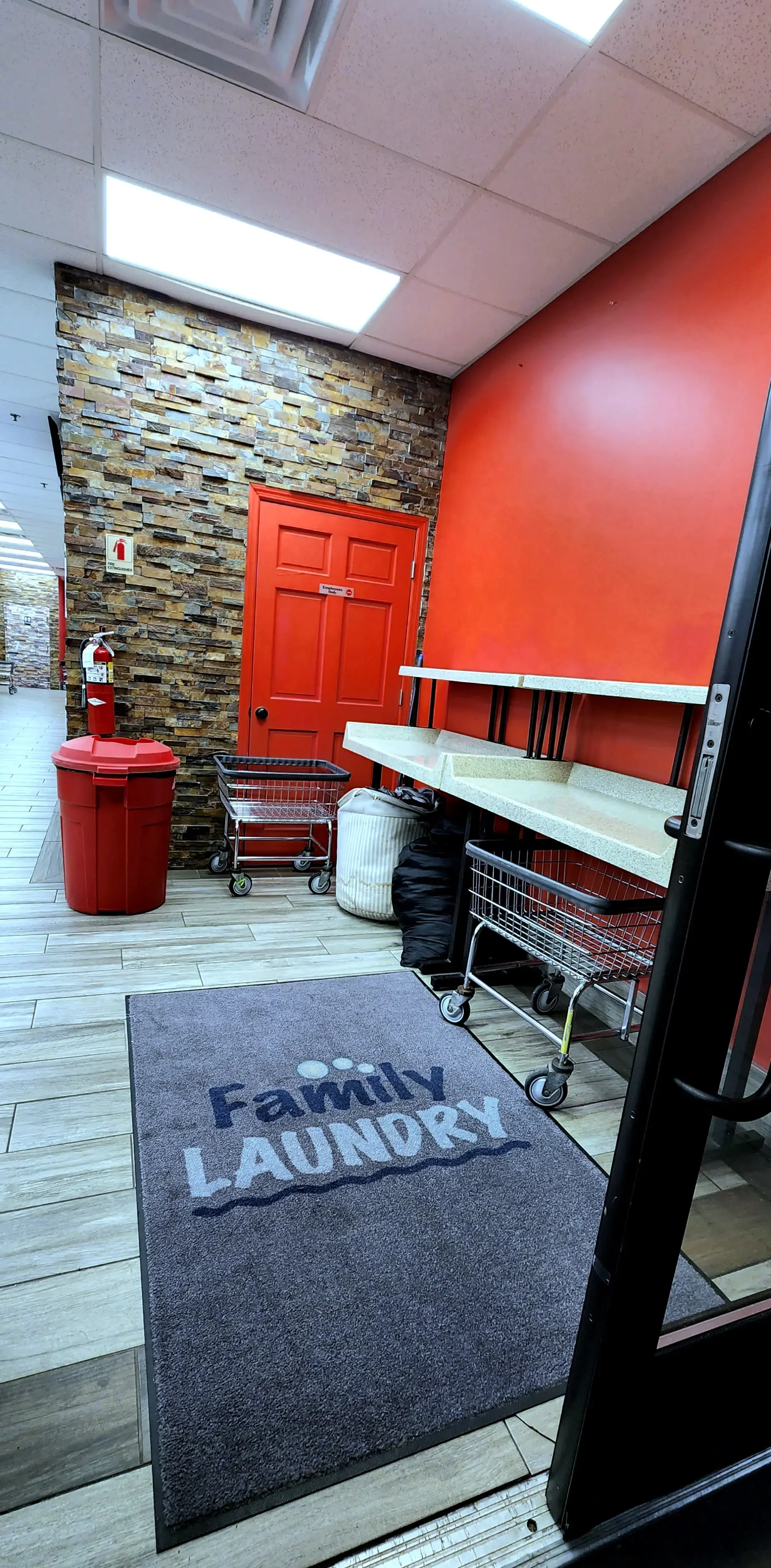 Lodi Family Laundry thumbnail 5