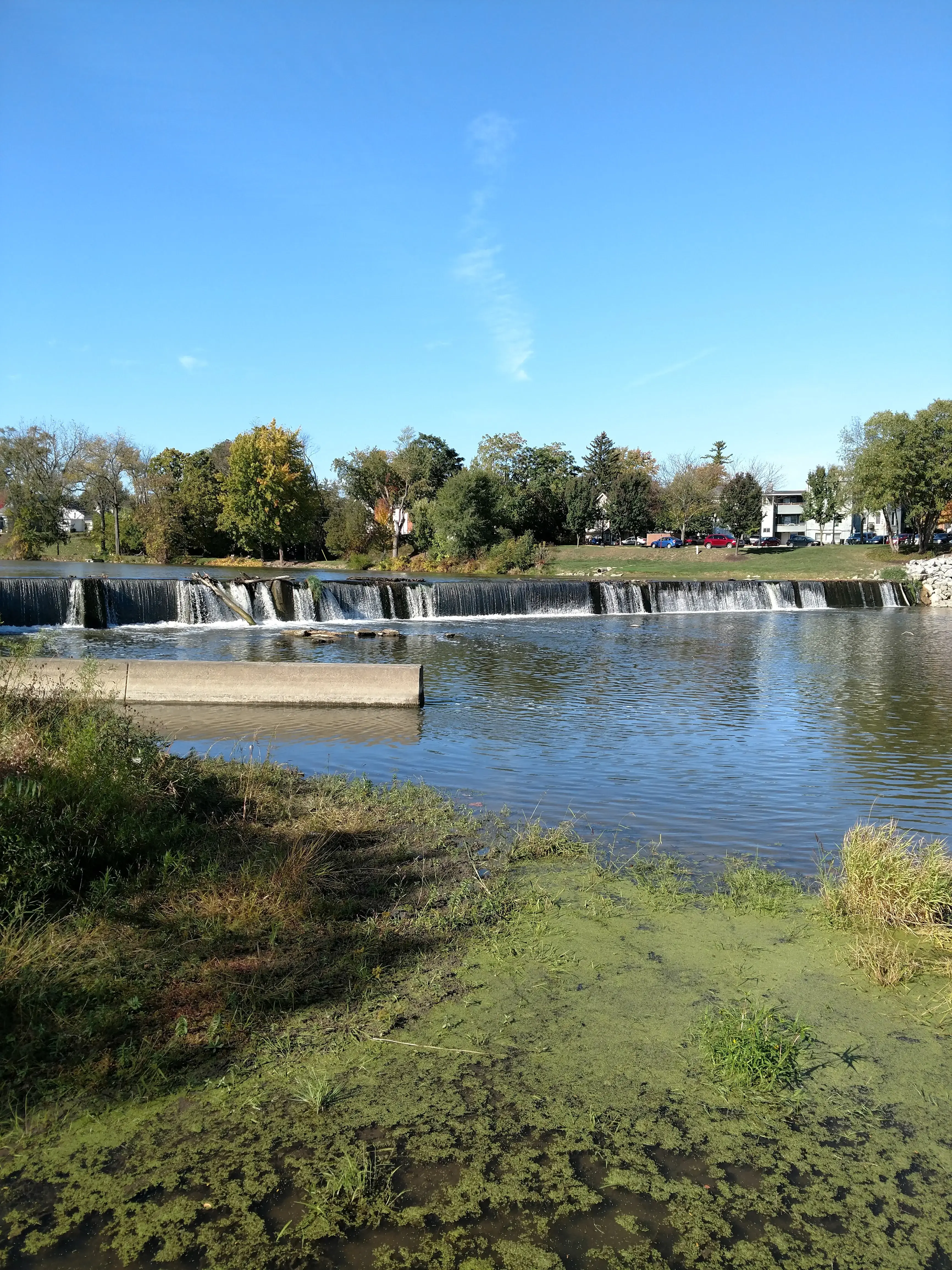 Log Cabin Laundry & Dry Cleaning - Image 7