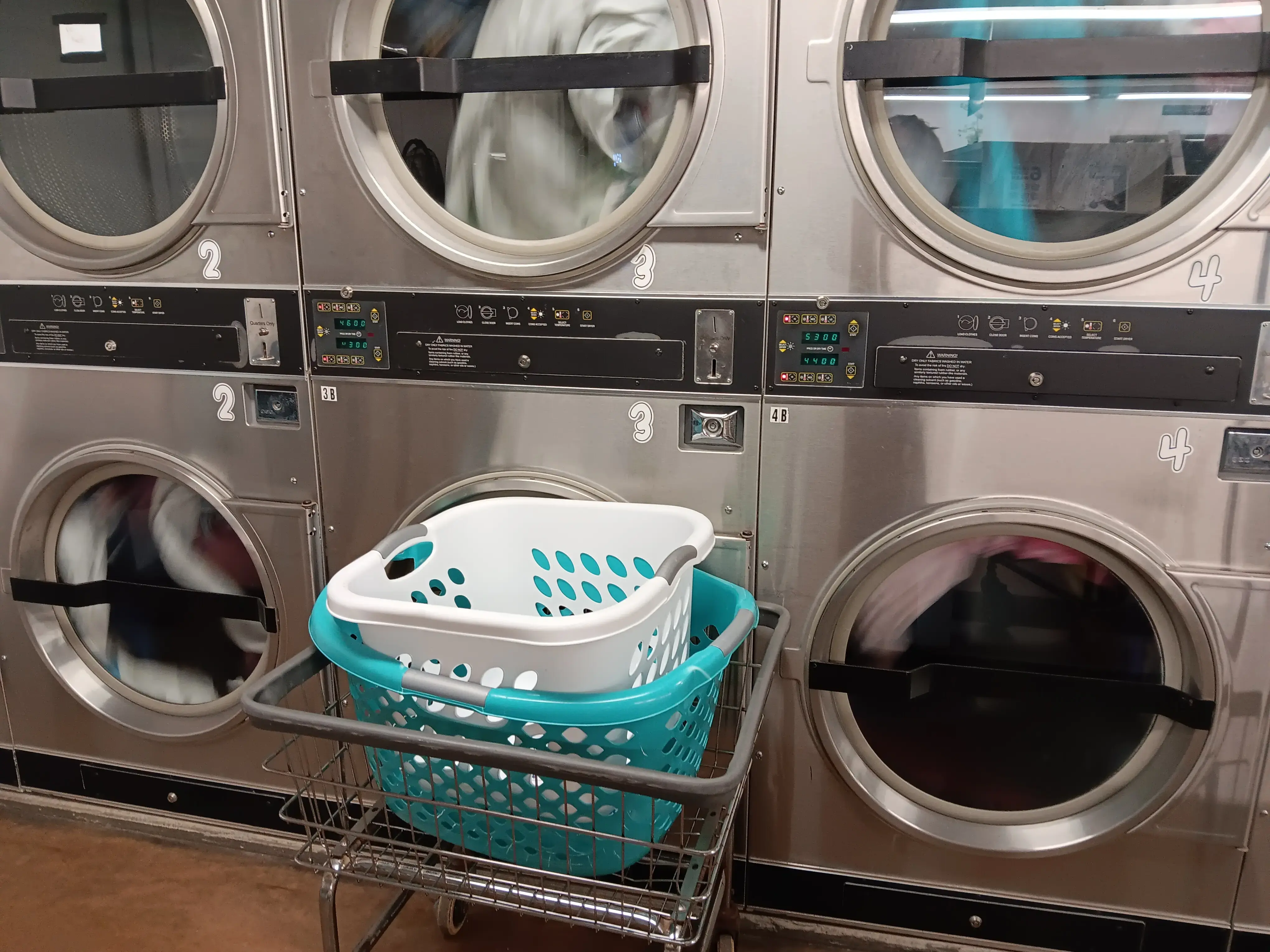 Log Cabin Laundry & Dry Cleaning thumbnail 2