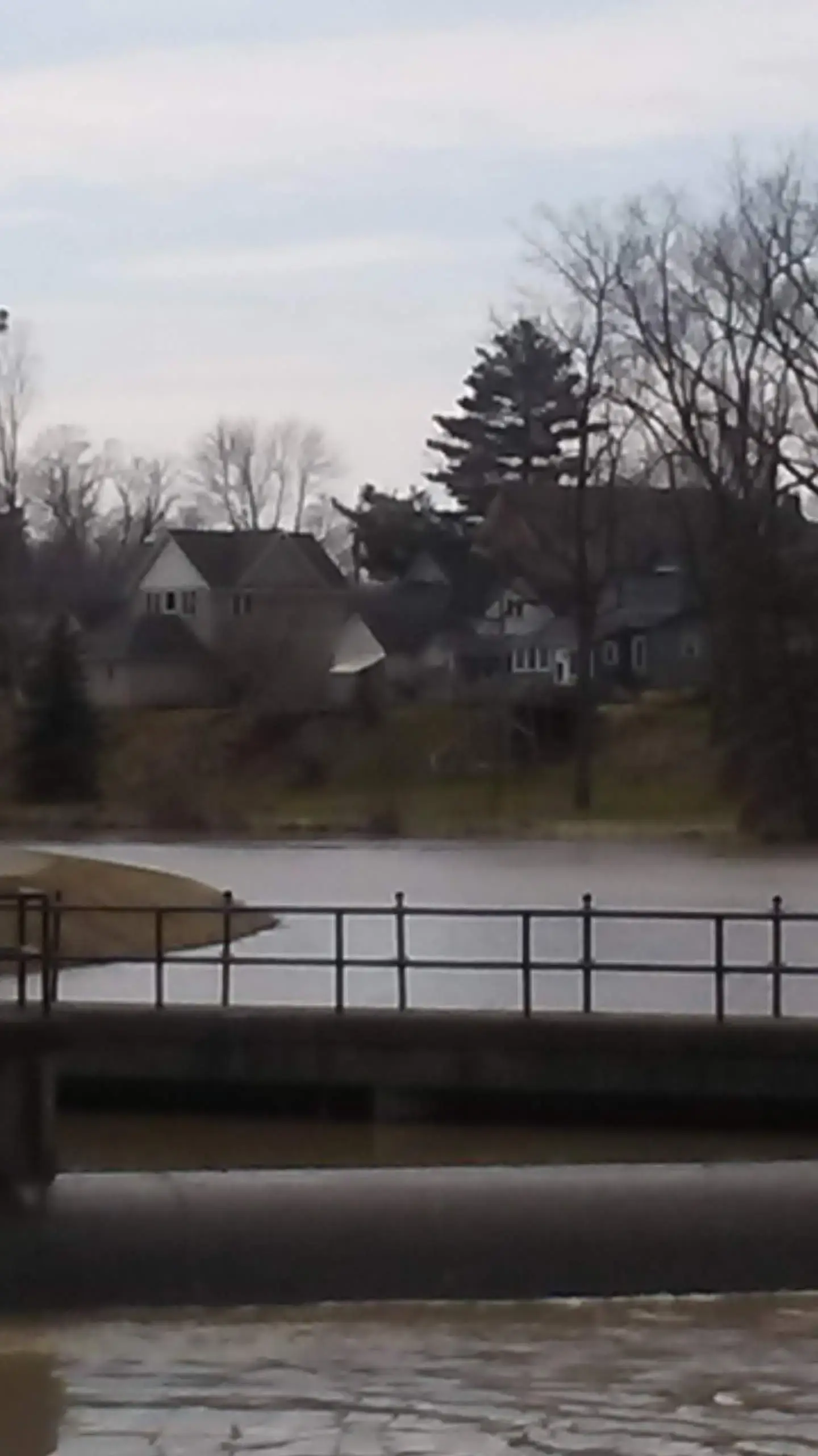 Log Cabin Laundry & Dry Cleaning thumbnail 20