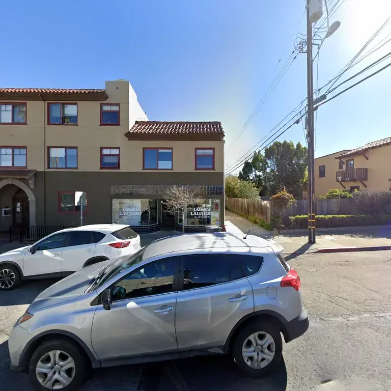 Lola's Cleaners thumbnail 20