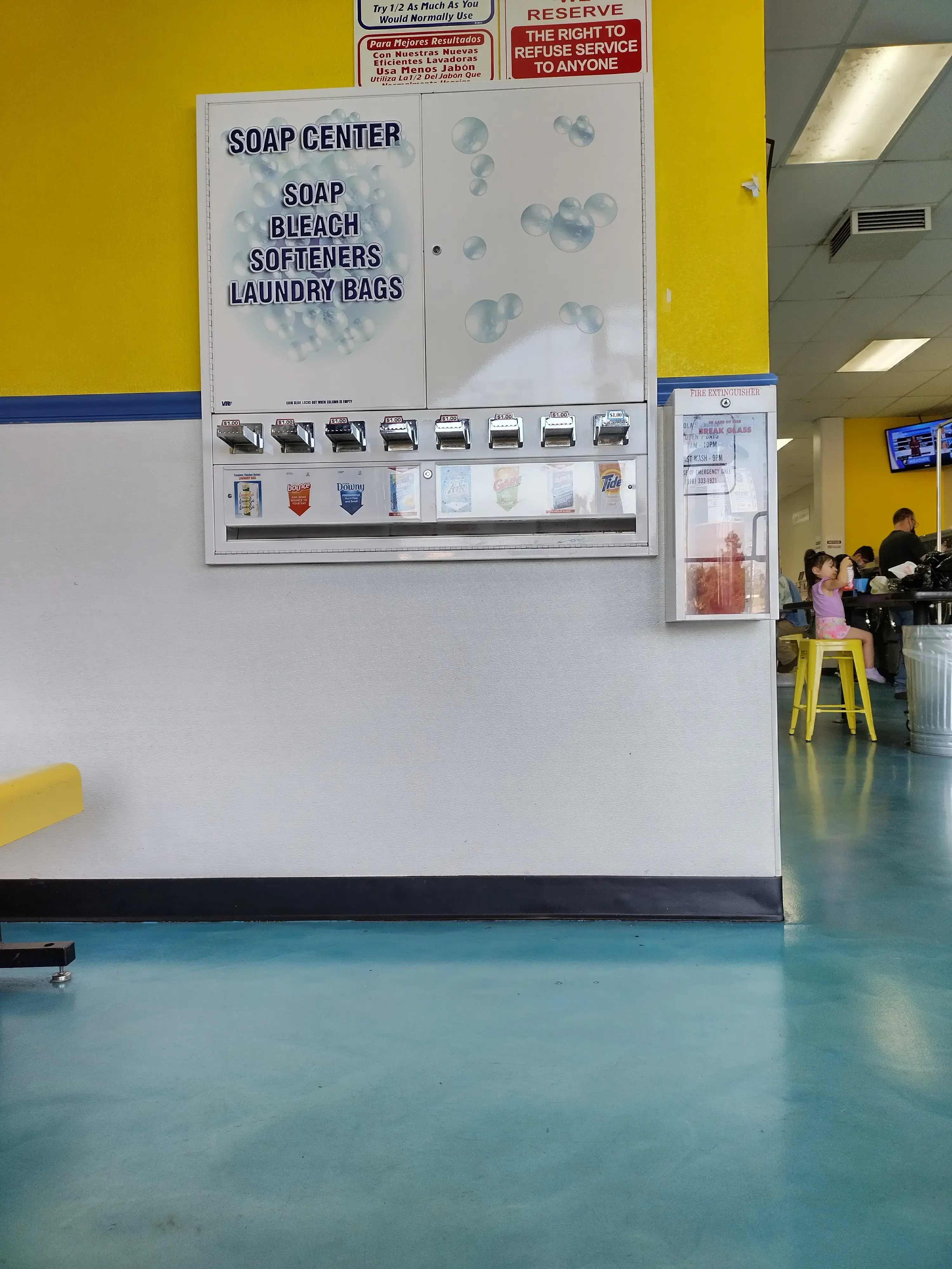 Lola's Laundry - Image 8