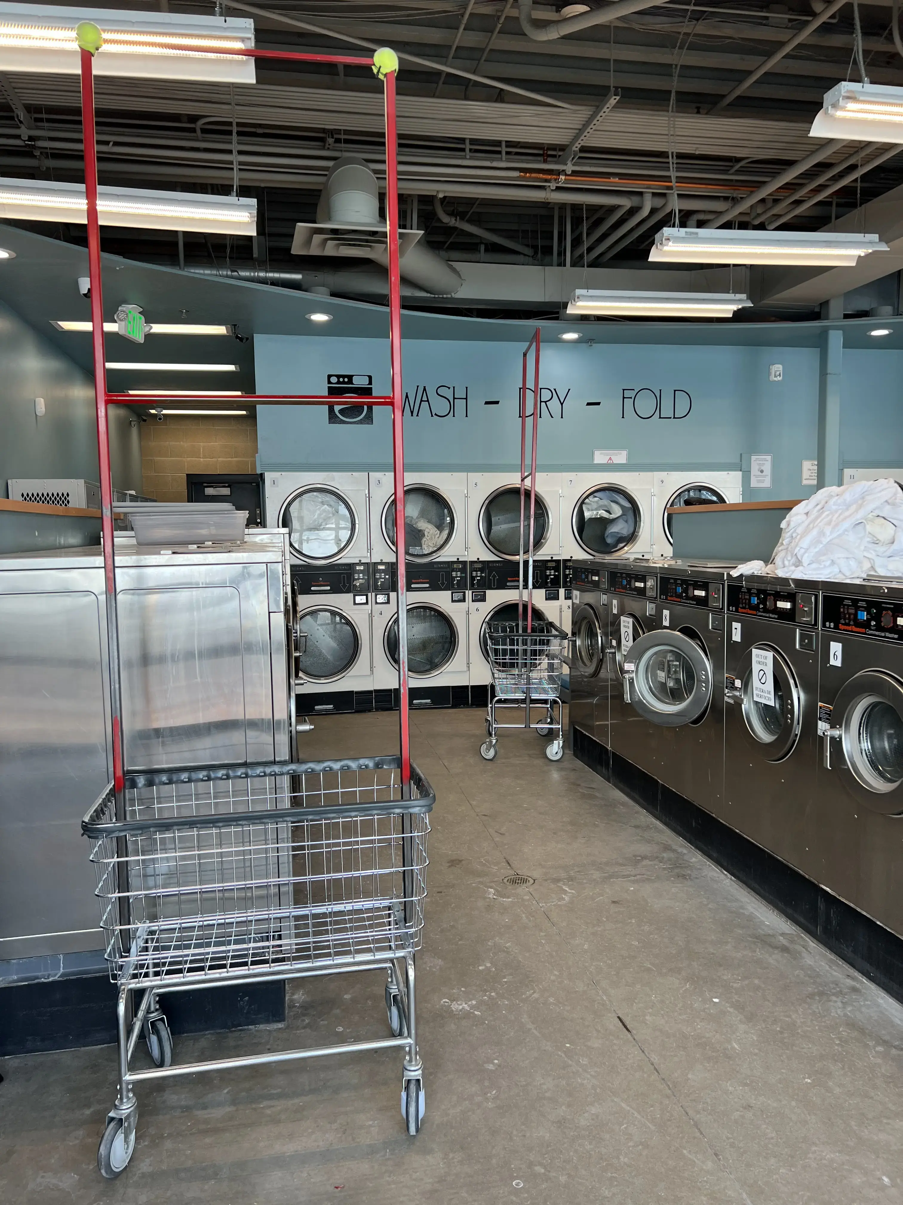 Lolo's Laundry Services thumbnail 11