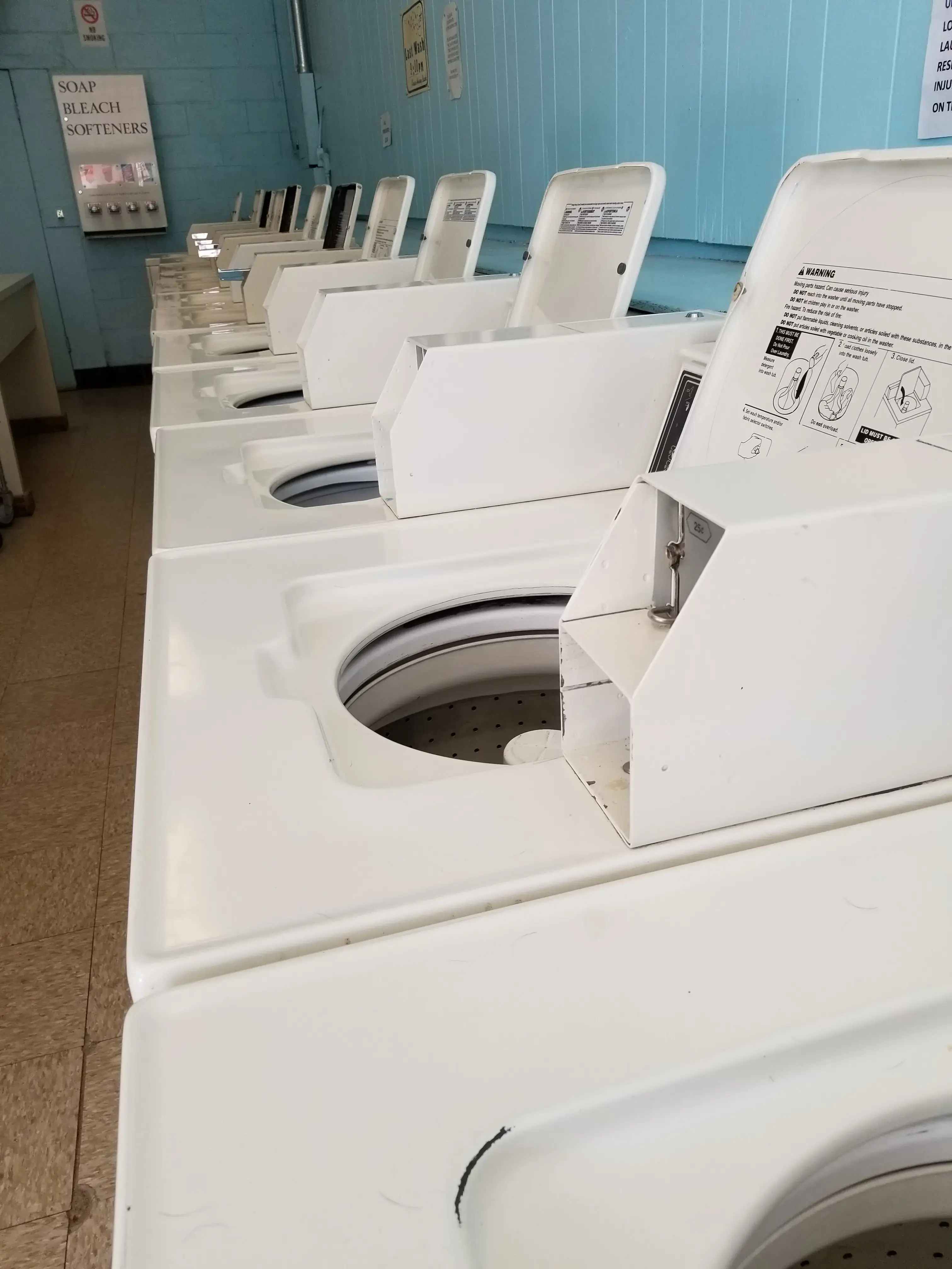 Lombardy Coin Laundry - Image 3