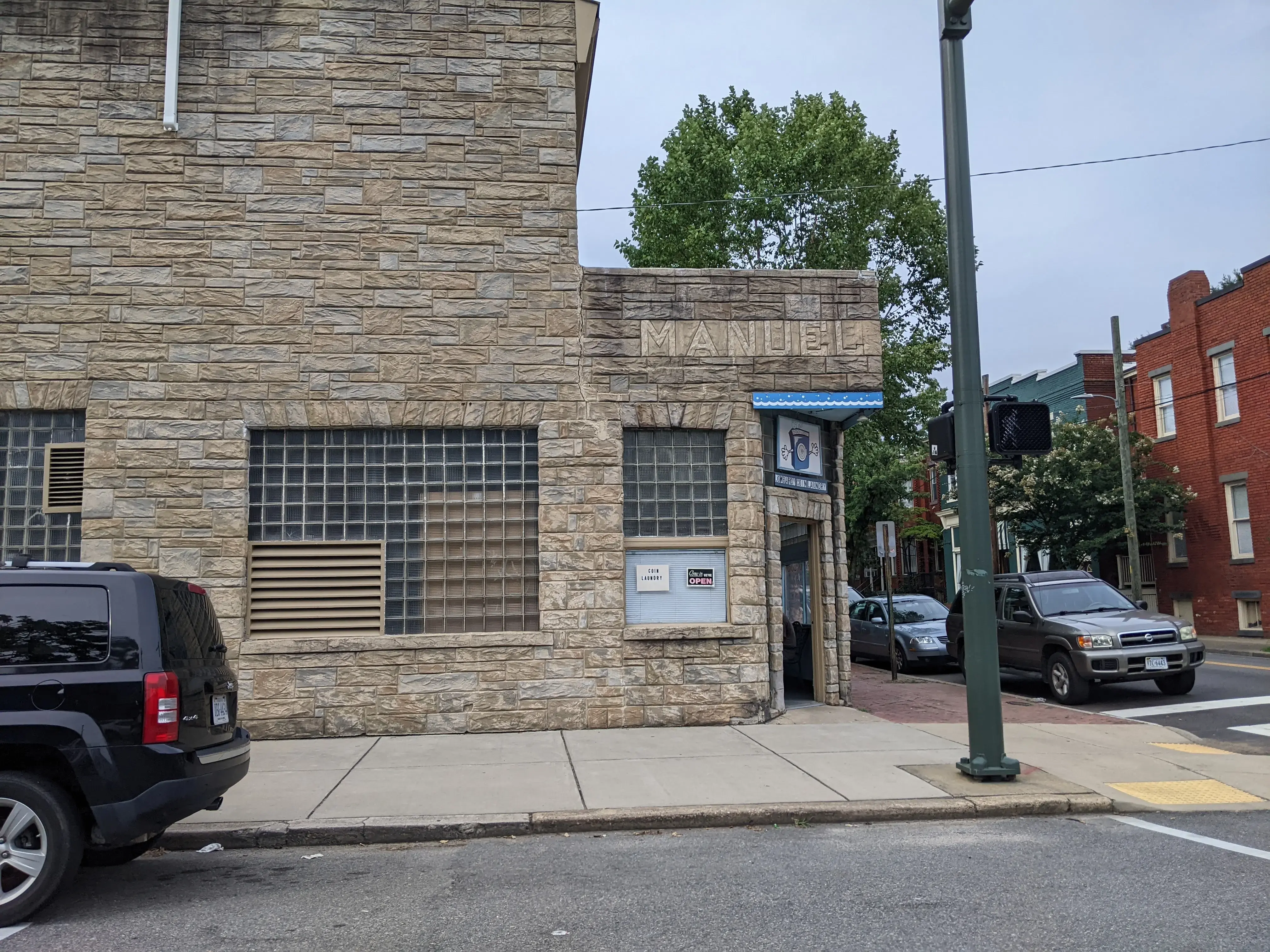 Lombardy Coin Laundry thumbnail 10