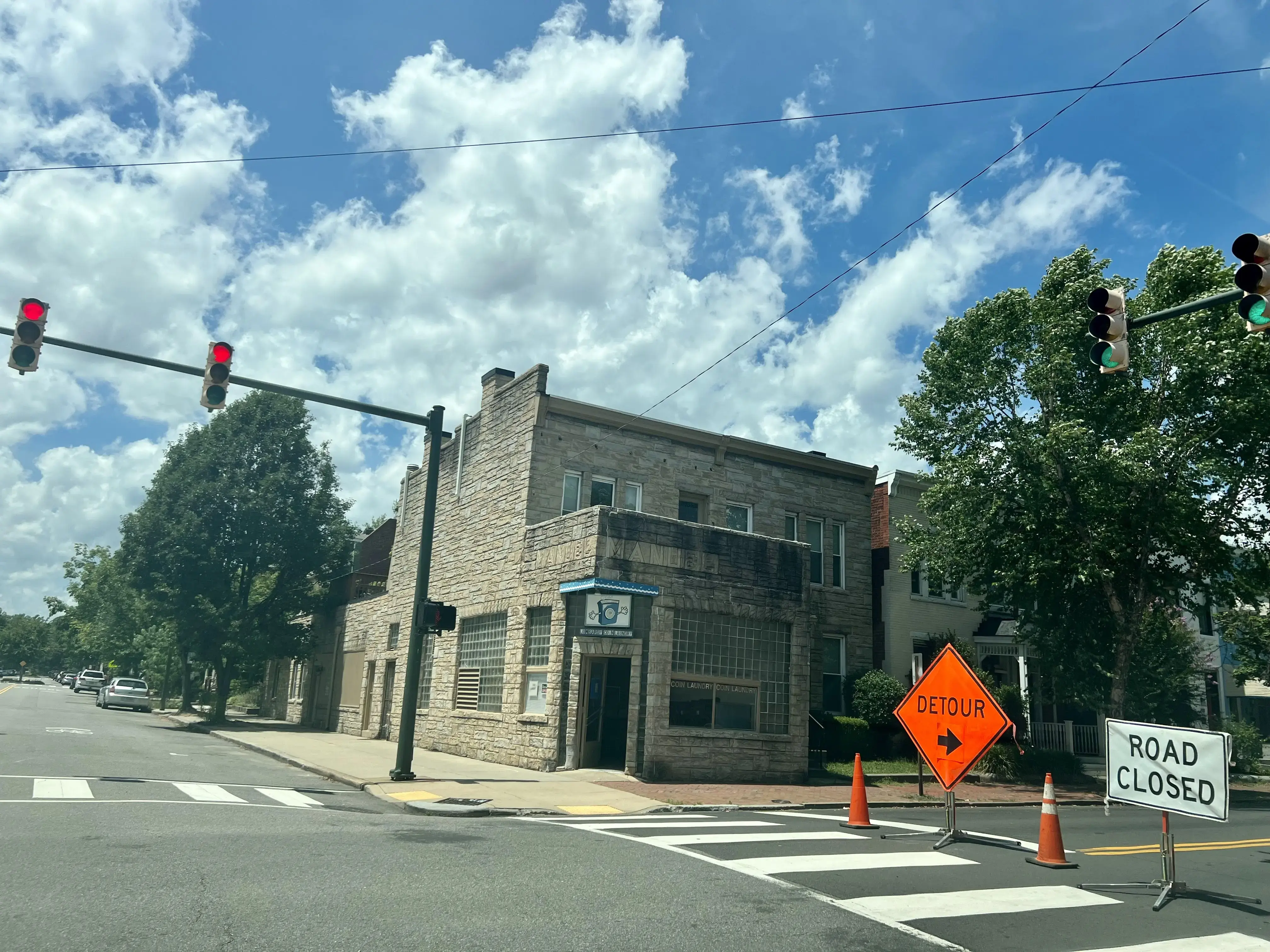 Lombardy Coin Laundry thumbnail 14