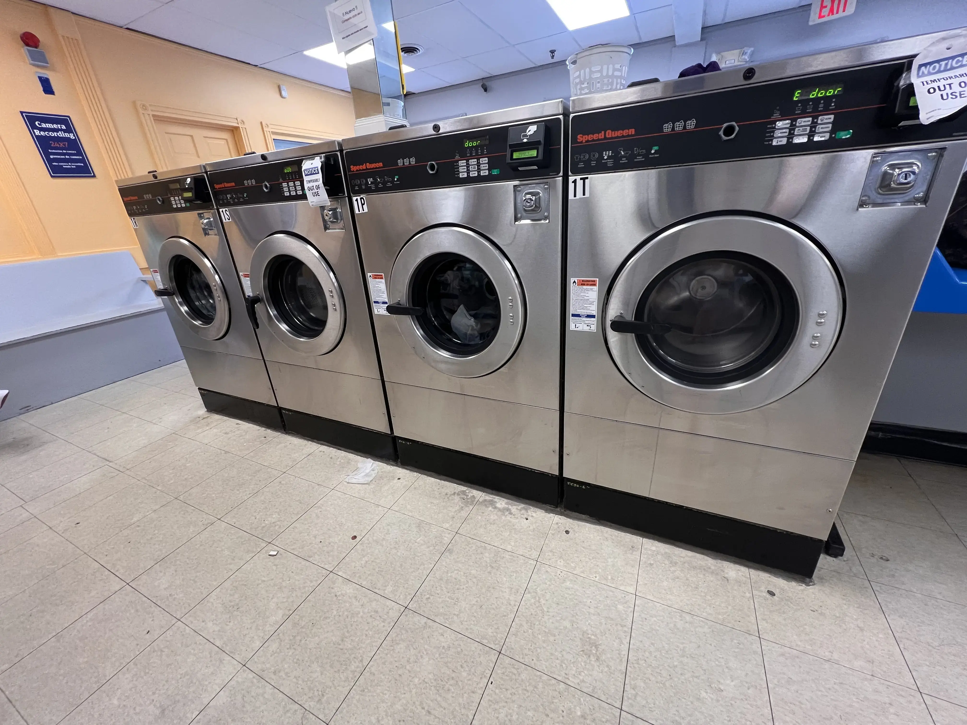 Longfellow Plaza Laundry thumbnail 15
