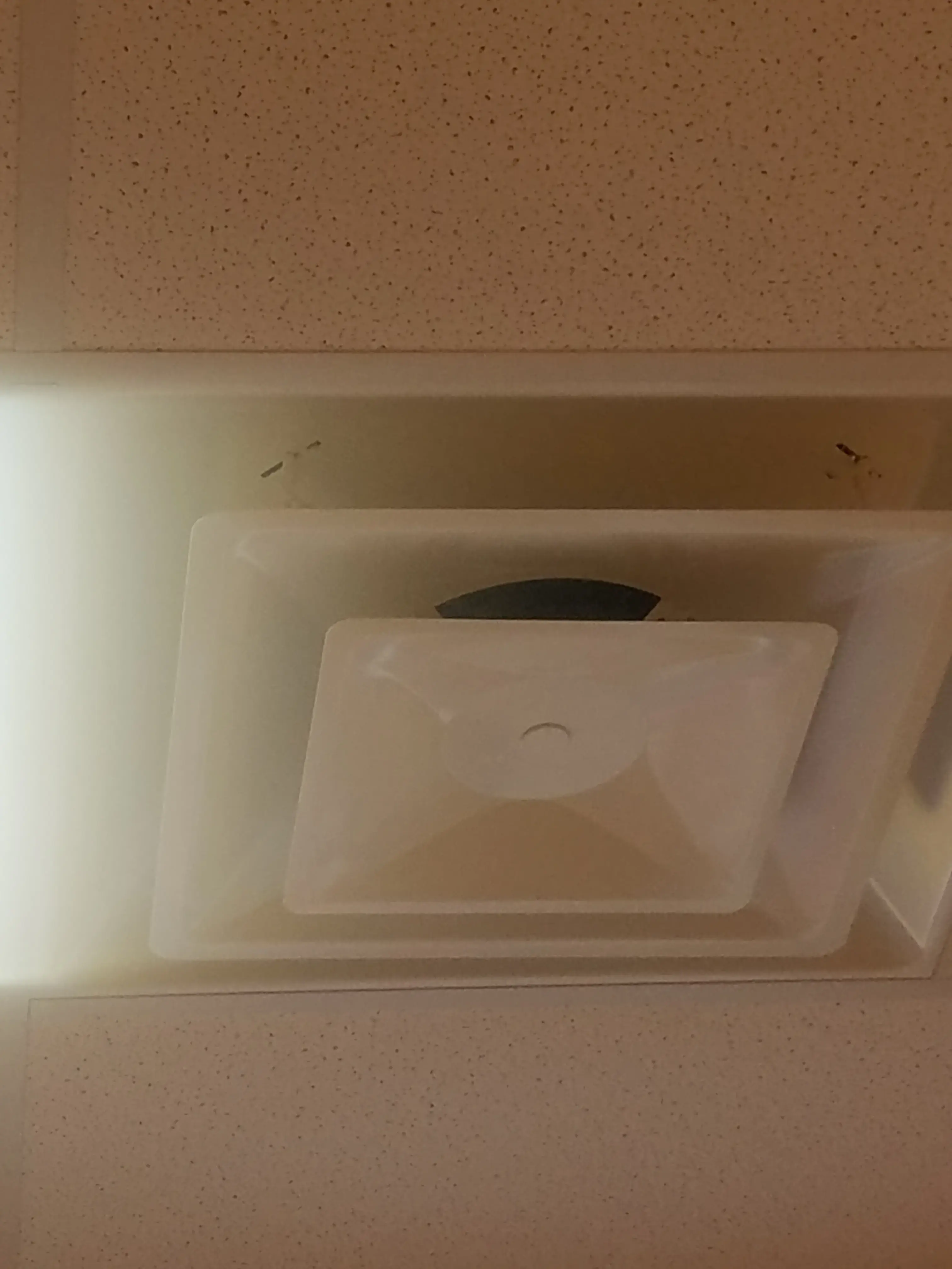 Longfellow Plaza Laundry thumbnail 9