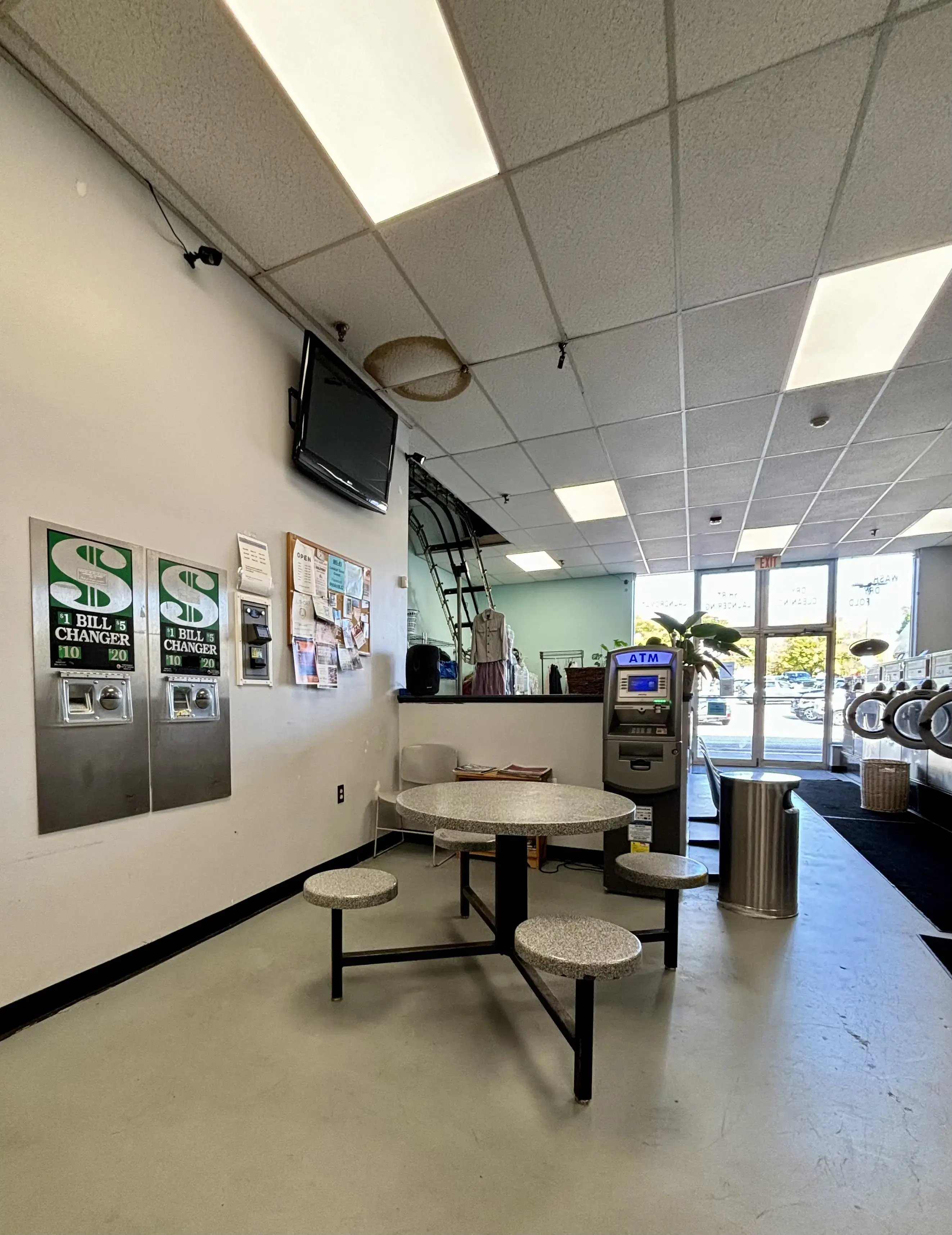 Lookin Good Laundromat thumbnail 4