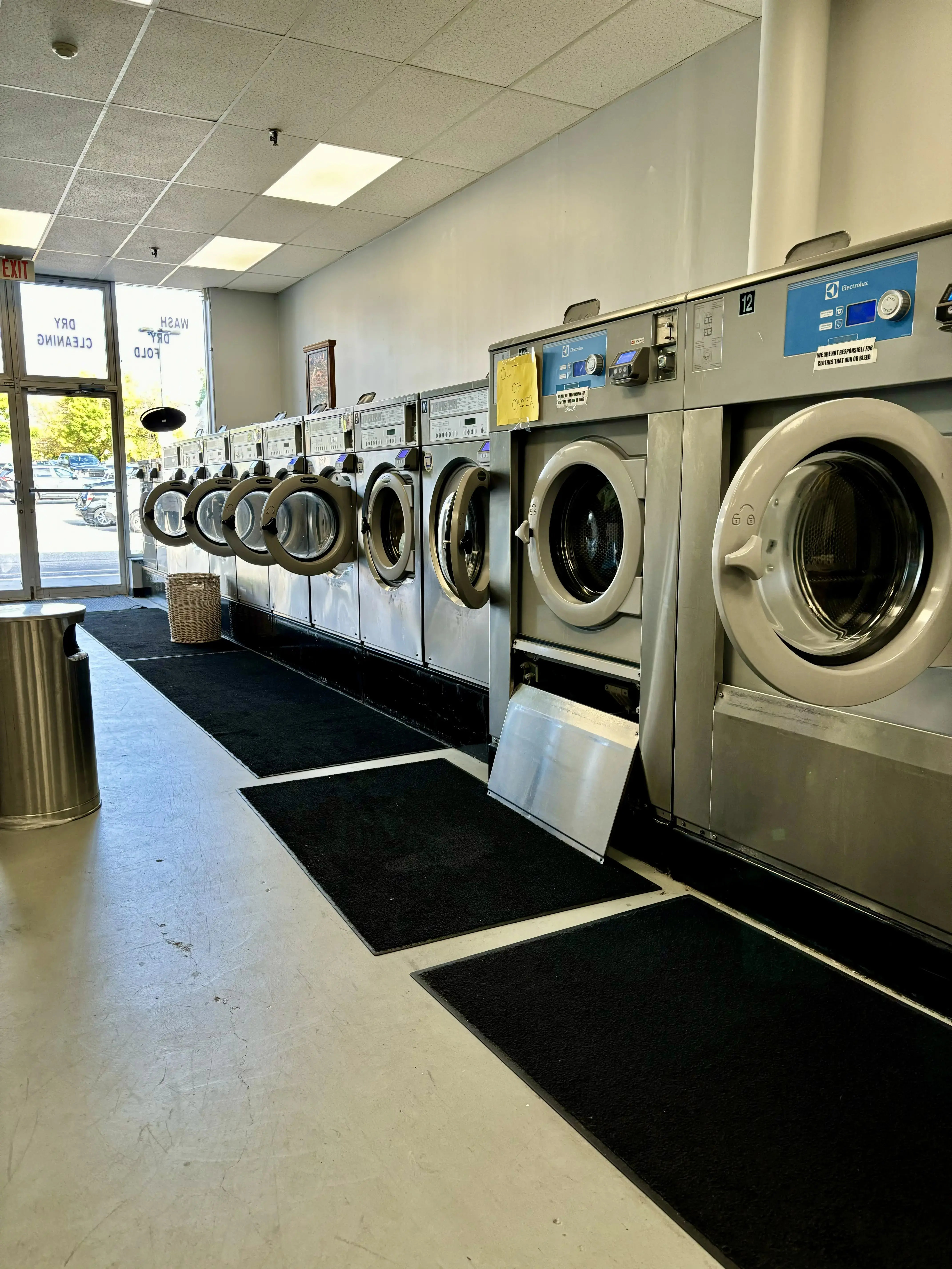 Lookin Good Laundromat - Image 13