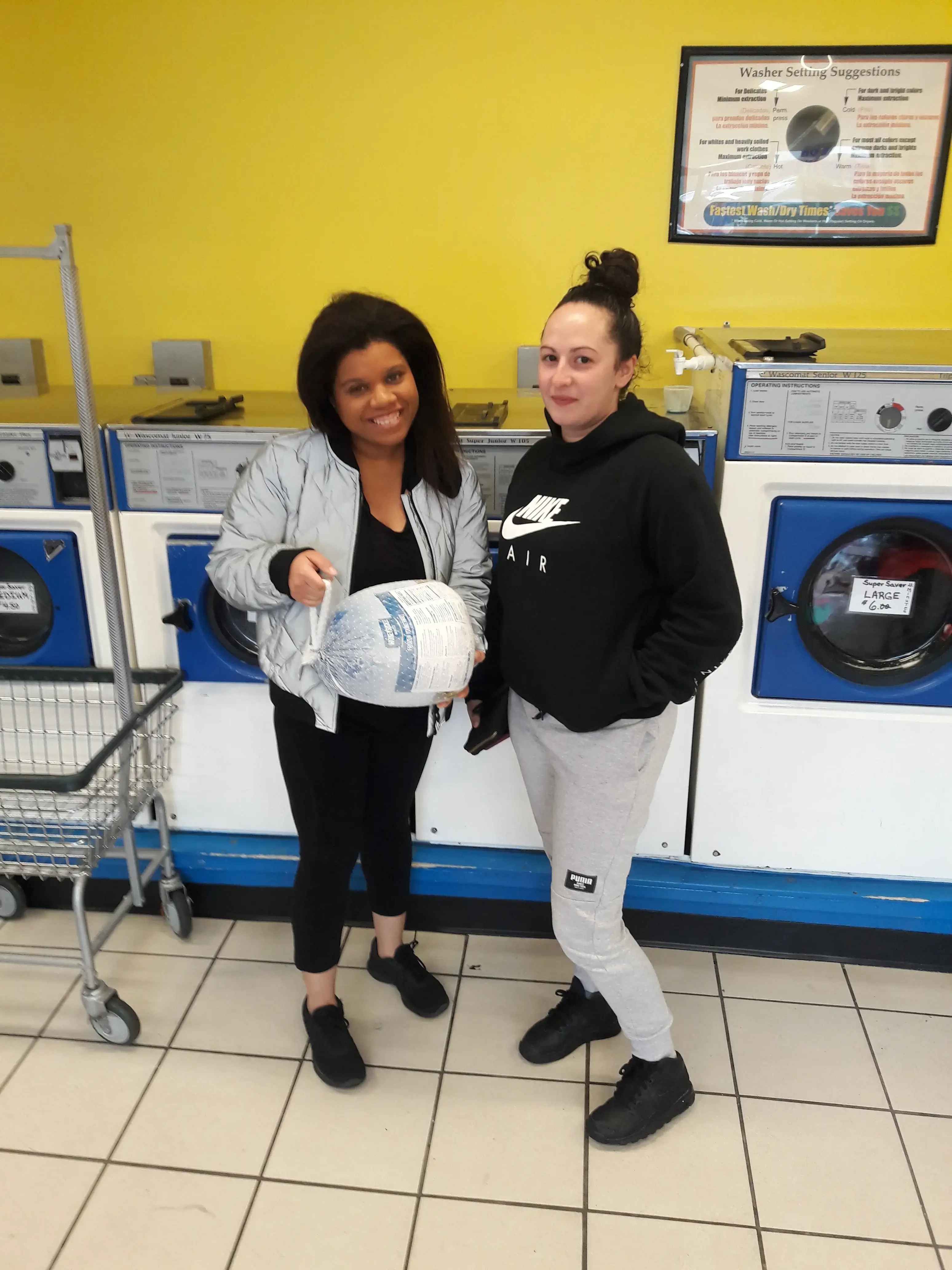 Looking Fresh Laundry - Image 13