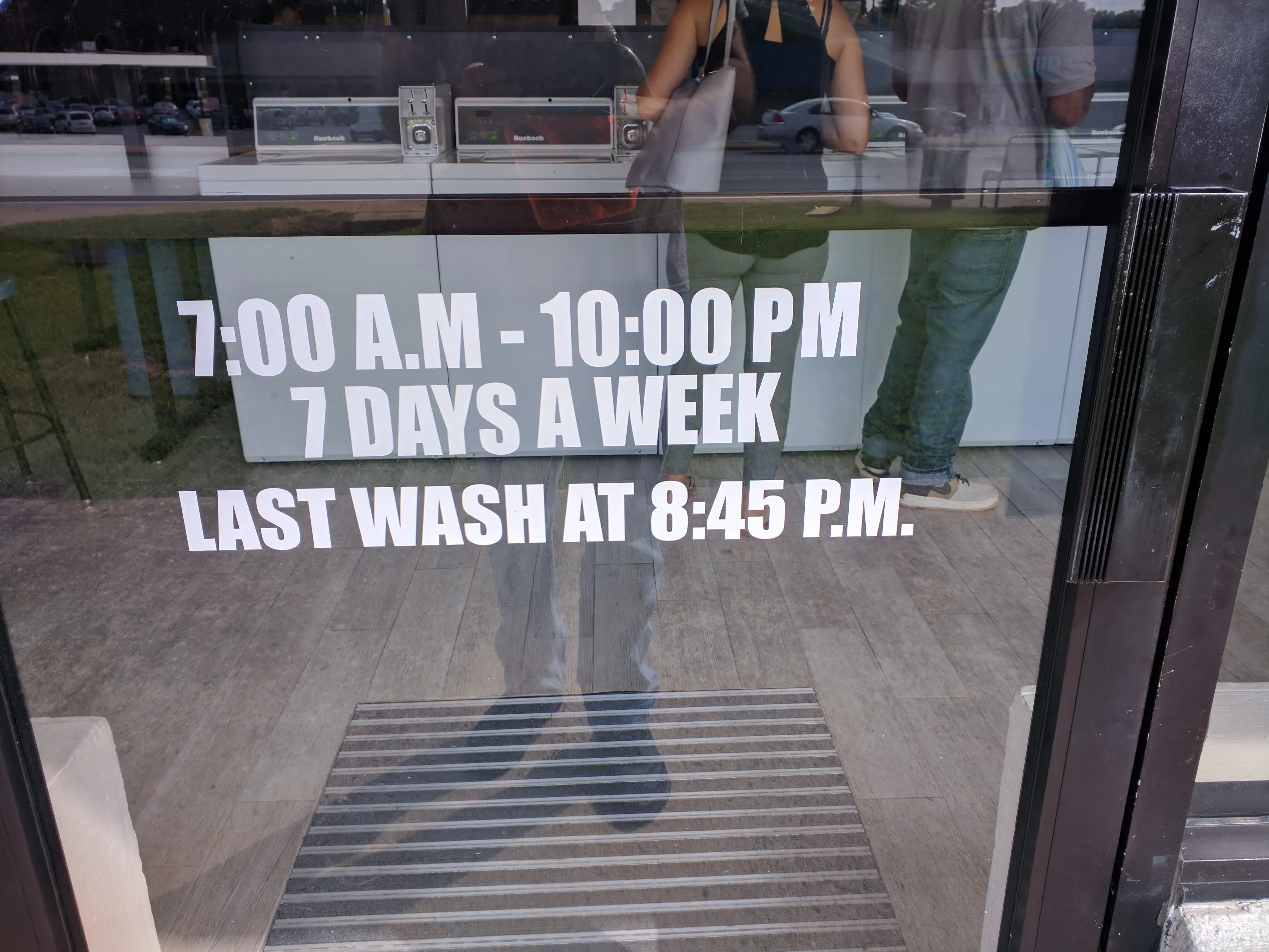 Loose Change Coin Laundry thumbnail 14