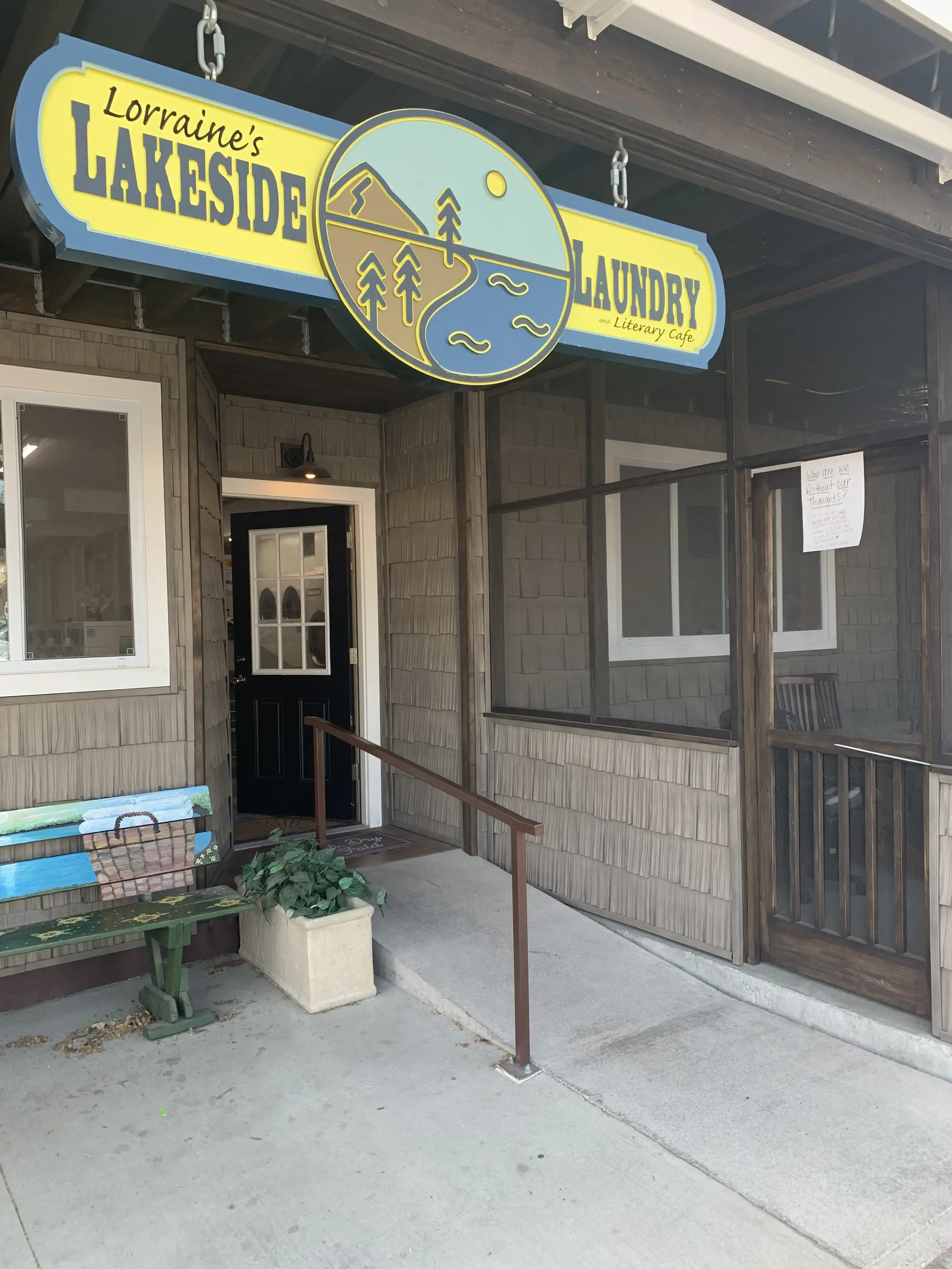 Lorraine’s Lakeside Laundry - Image 3