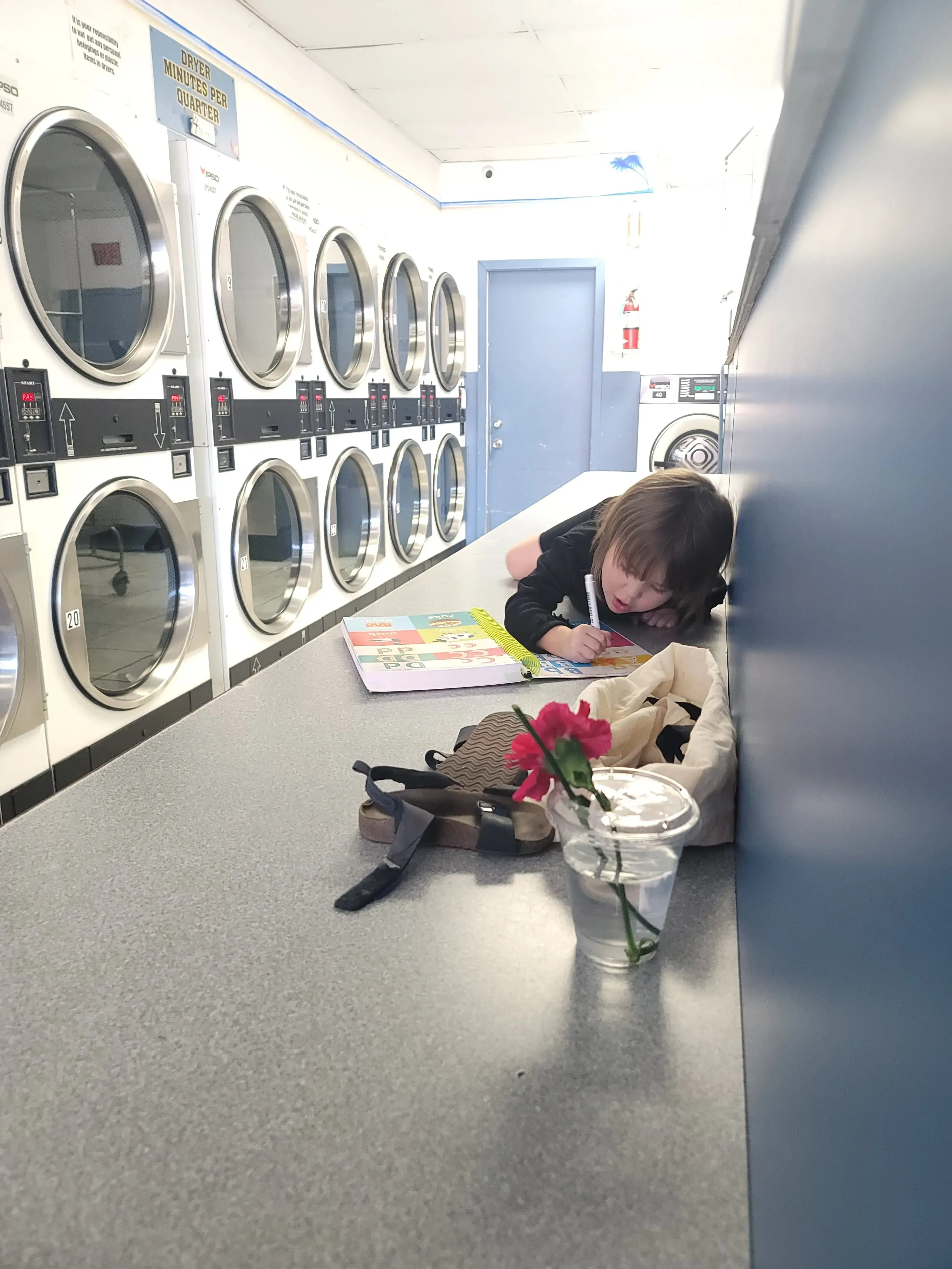 Los Coches Coin Laundry thumbnail 4