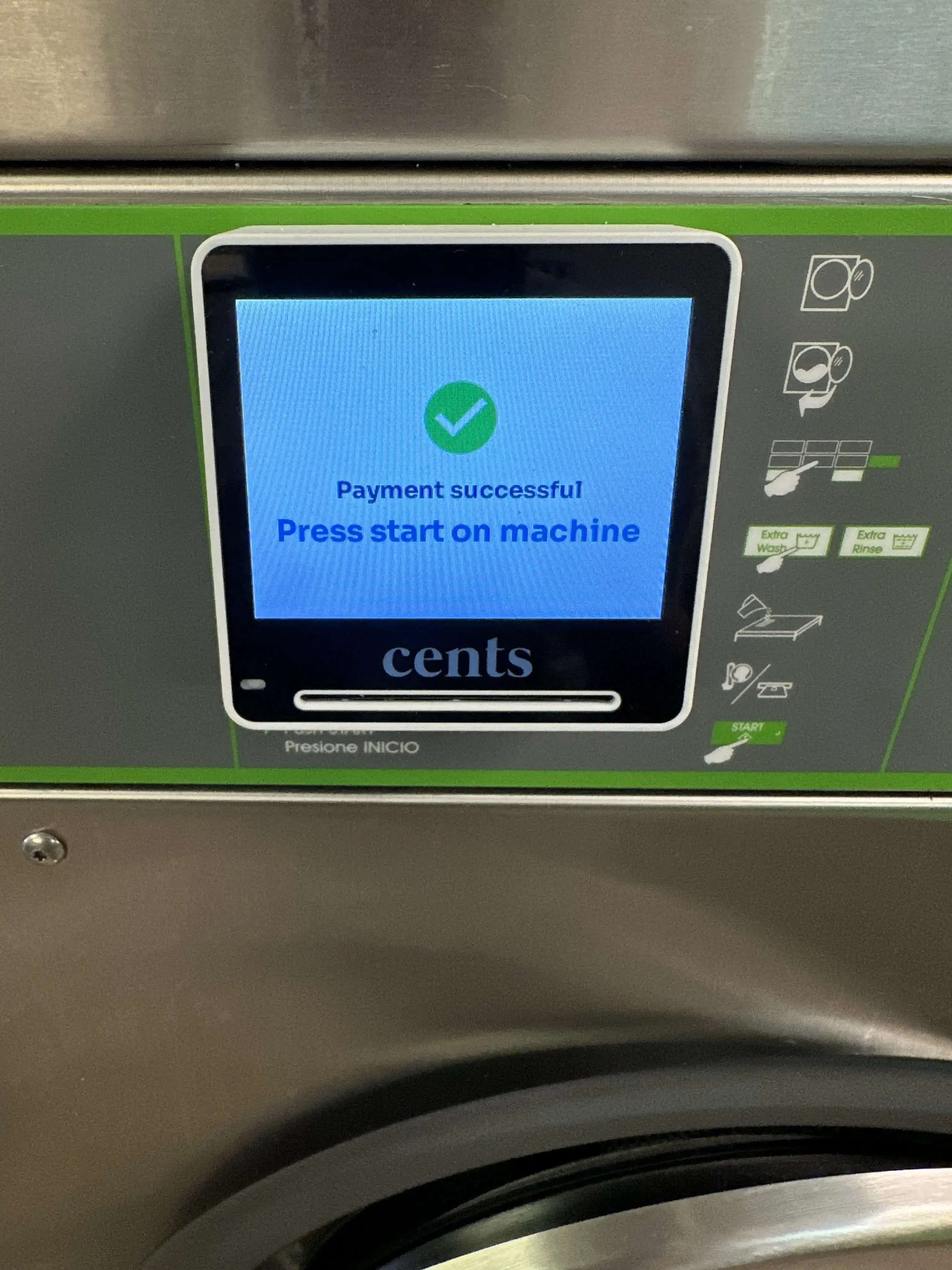 Los Primos Laundromat - Image 17