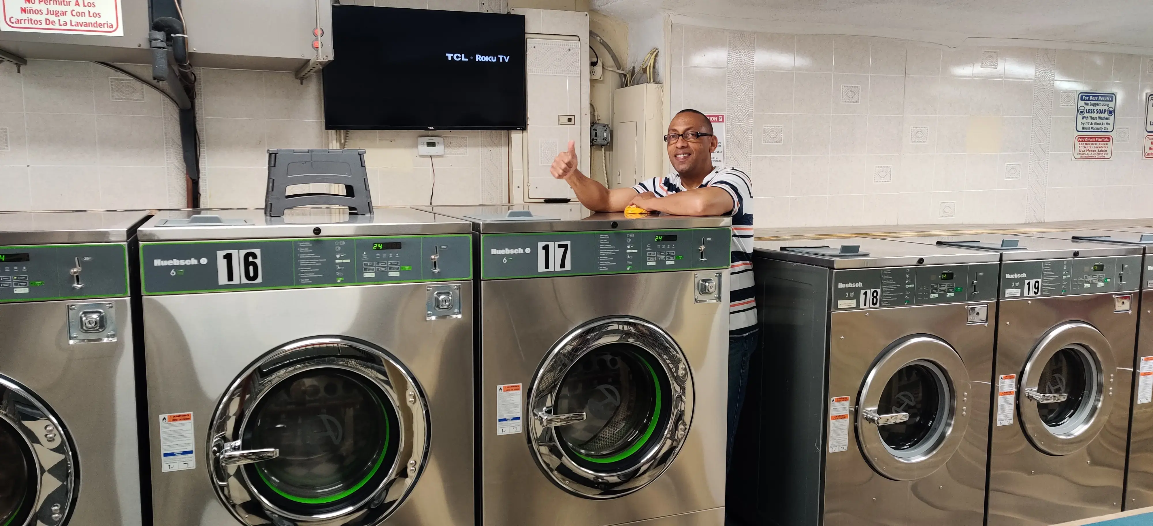 Los Primos Laundromat location