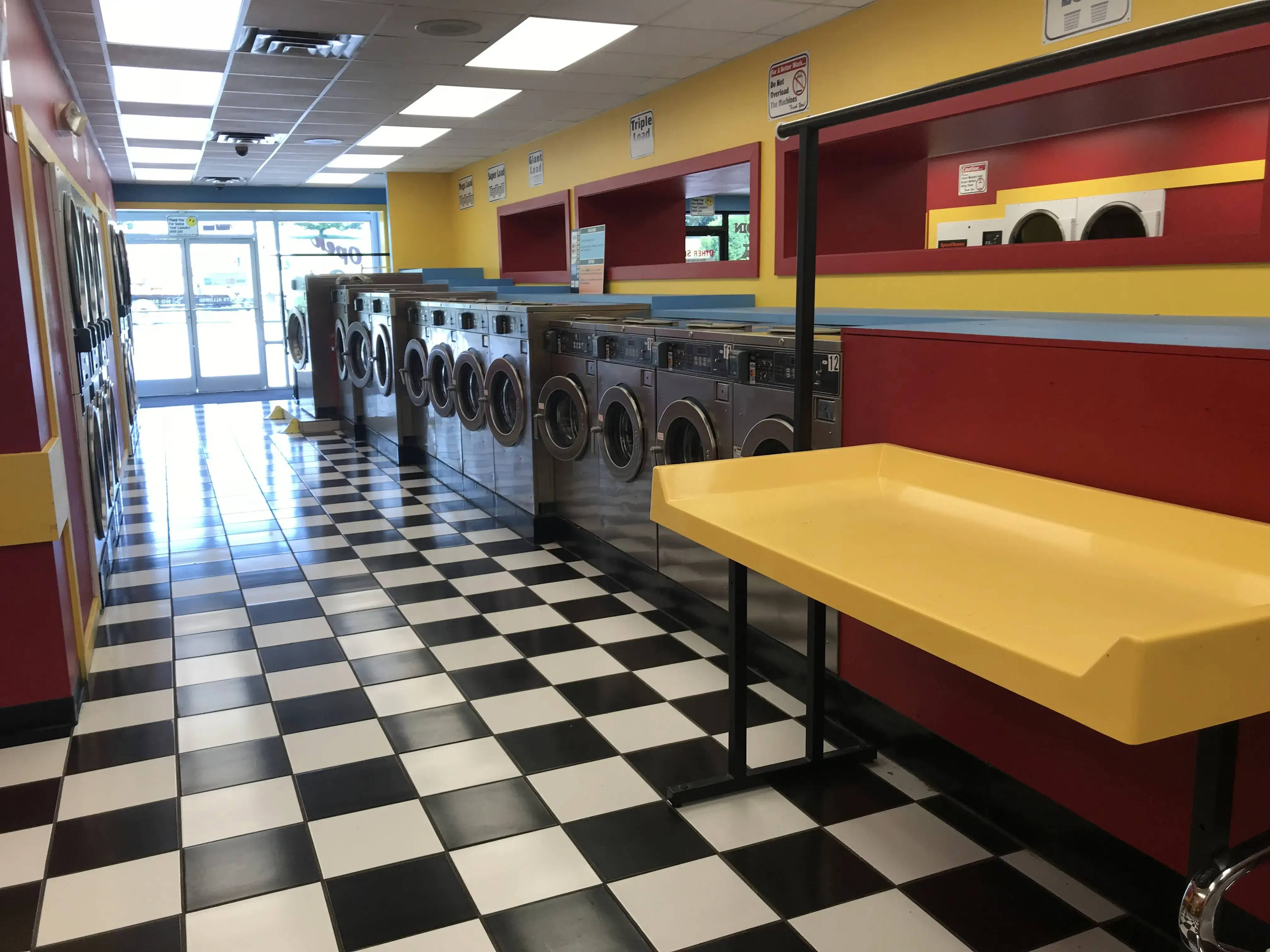 Lost Sock Coin-Laundry - Abingdon location